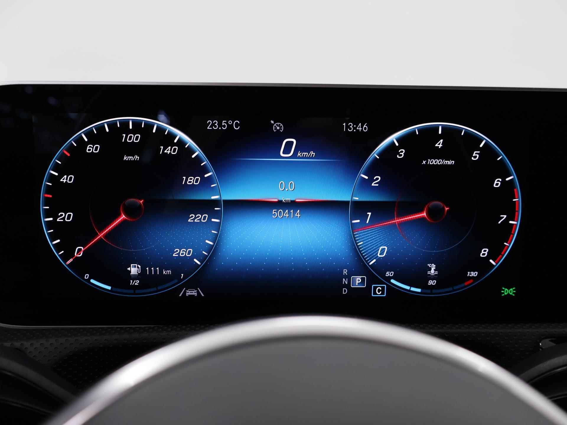 Mercedes-Benz CLA-klasse 180 Business Solution Progressive | Nieuw model | Stoelverwarming | Parkeerpakket met achteruitrijcamera | Navigatie | Cruise Control | Widescreen - 13/46