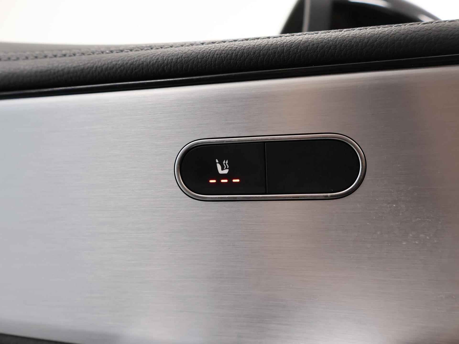 Mercedes-Benz CLA-klasse 180 Business Solution Progressive | Nieuw model | Stoelverwarming | Parkeerpakket met achteruitrijcamera | Navigatie | Cruise Control | Widescreen - 41/46