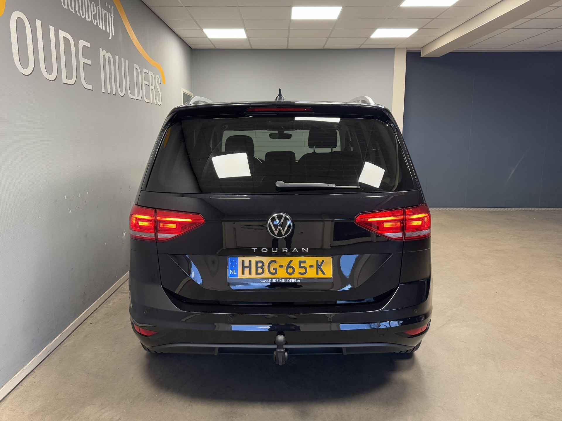 Volkswagen Touran 1.5 TSI Highline 7-Persoons/Trekhaak/Parkeersensoren - 4/34