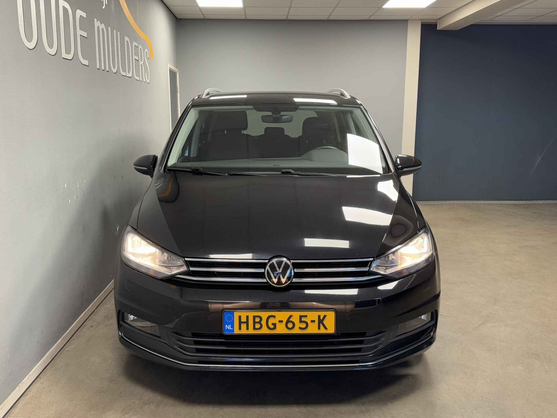 Volkswagen Touran 1.5 TSI Highline 7-Persoons/Trekhaak/Parkeersensoren - 8/34