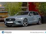 Volvo V60 2.0 T6 Plug-in hybrid AWD Plus Dark | Stuur- en stoelverwarming | Pilot Assist | Memory Seats | Achteruitrijcamera | CarPlay