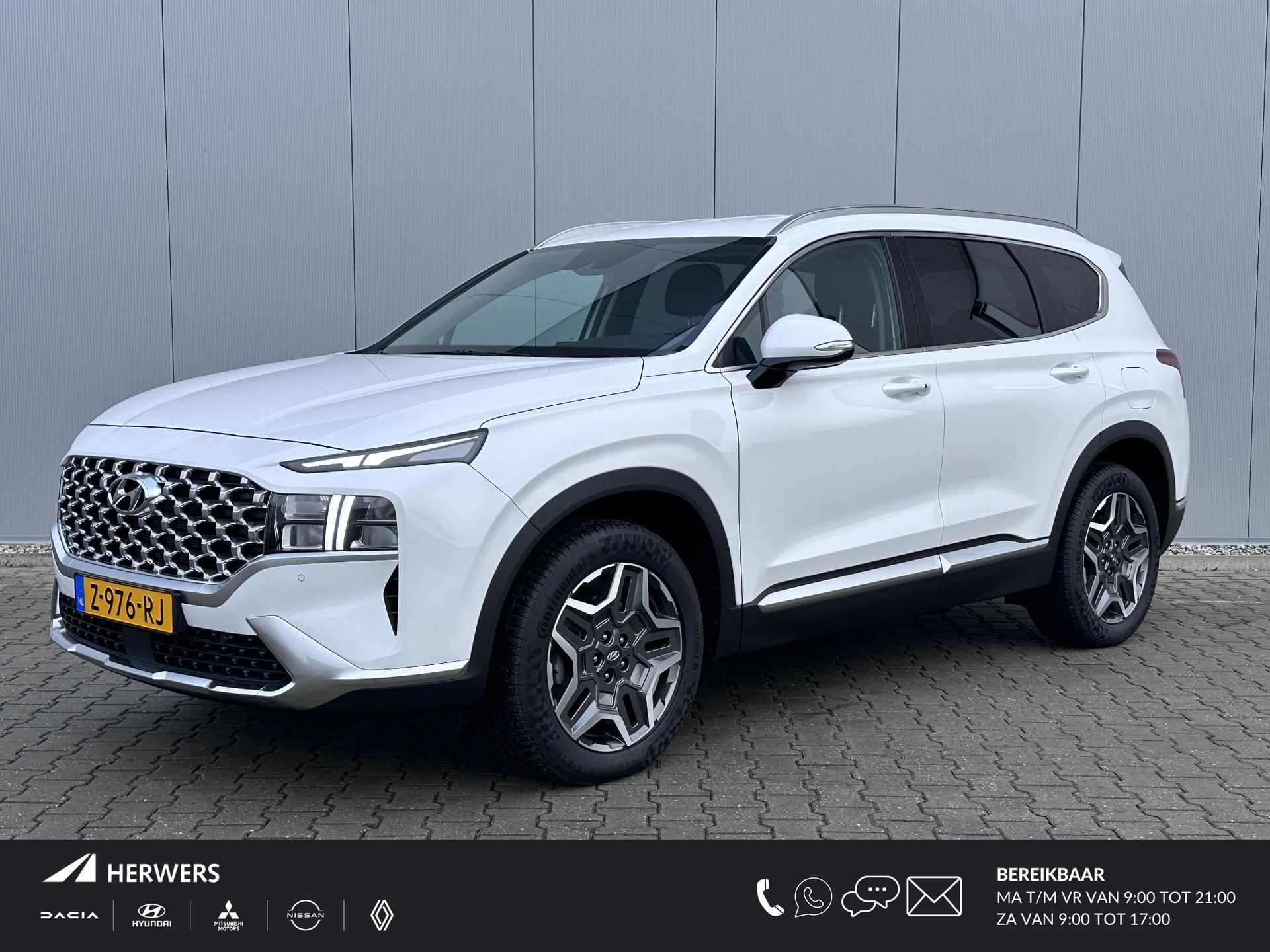 Hyundai Santa Fe 1.6 T-GDI PHEV Comfort Smart / Lederen bekleding / Stoelverwarming / Adaptieve Cruise Control / Keyless / PDC V+A