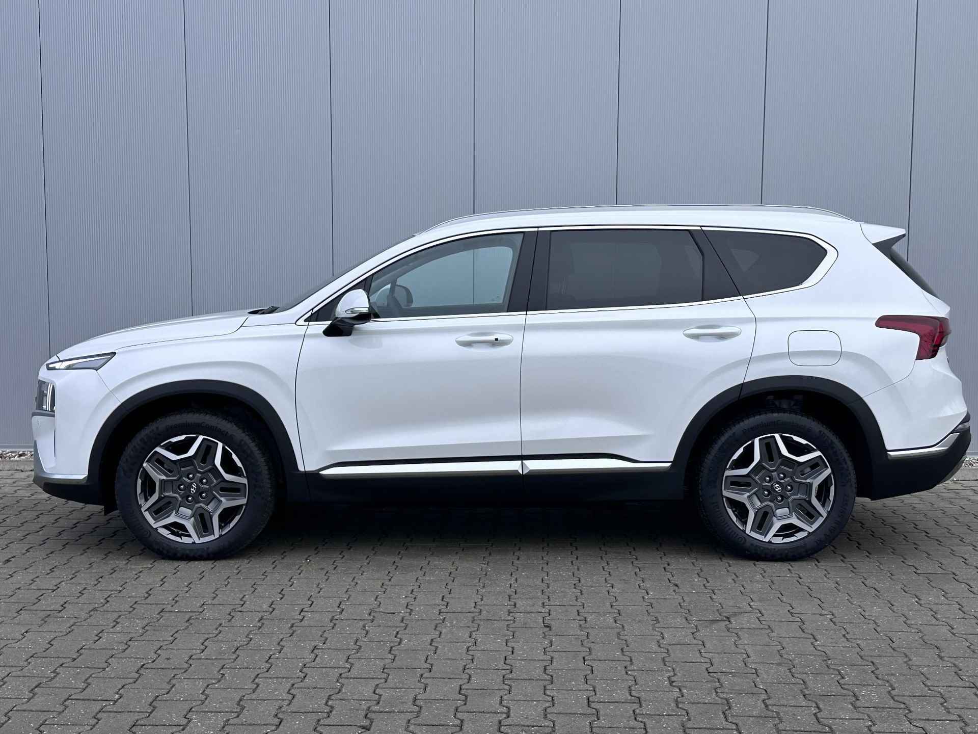 Hyundai Santa Fe 1.6 T-GDI PHEV Comfort Smart / Lederen bekleding / Stoelverwarming / Adaptieve Cruise Control / Keyless / PDC V+A - 28/36