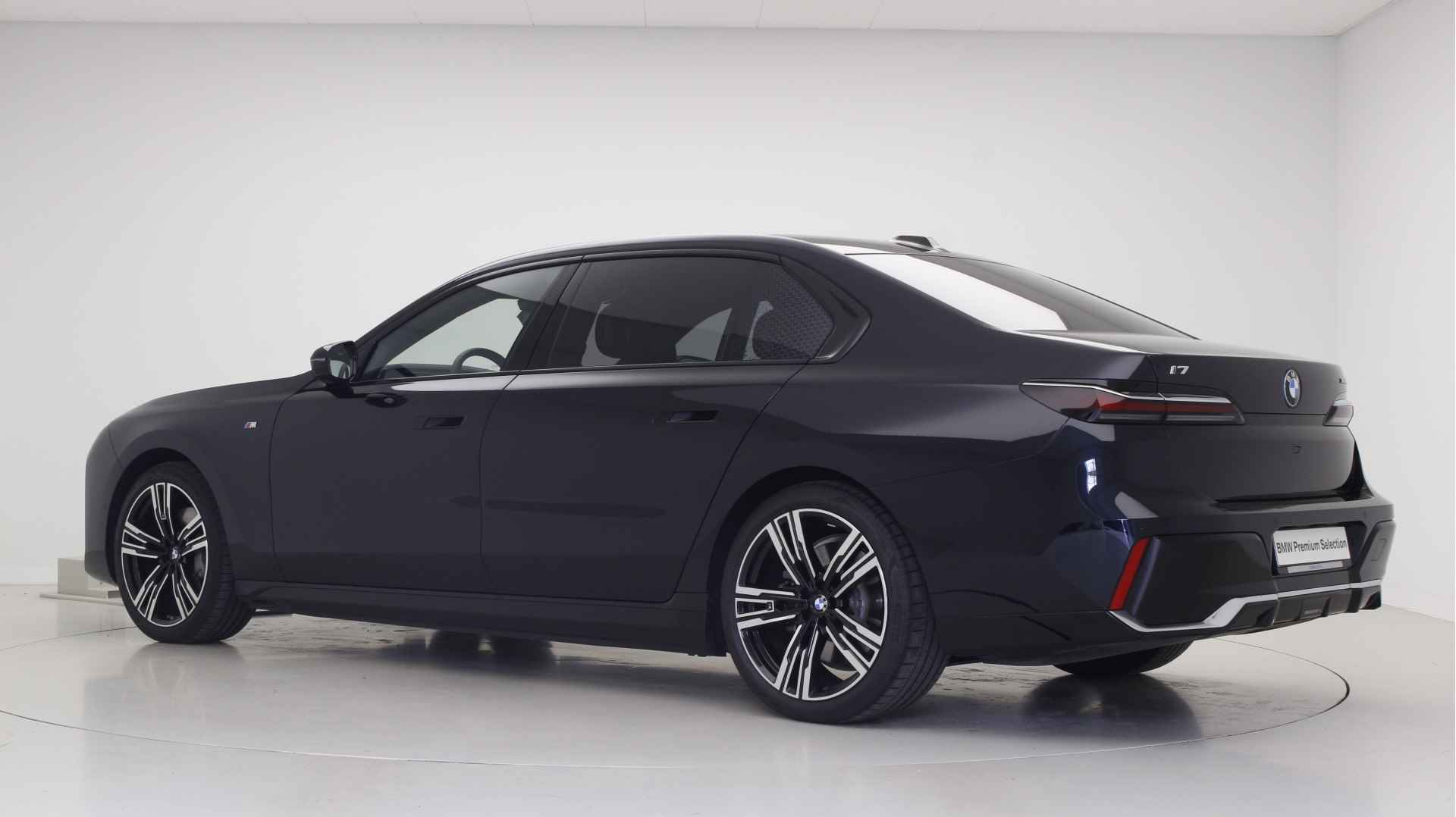 BMW i7 xDrive60 High Executive M-Sport - 3/51