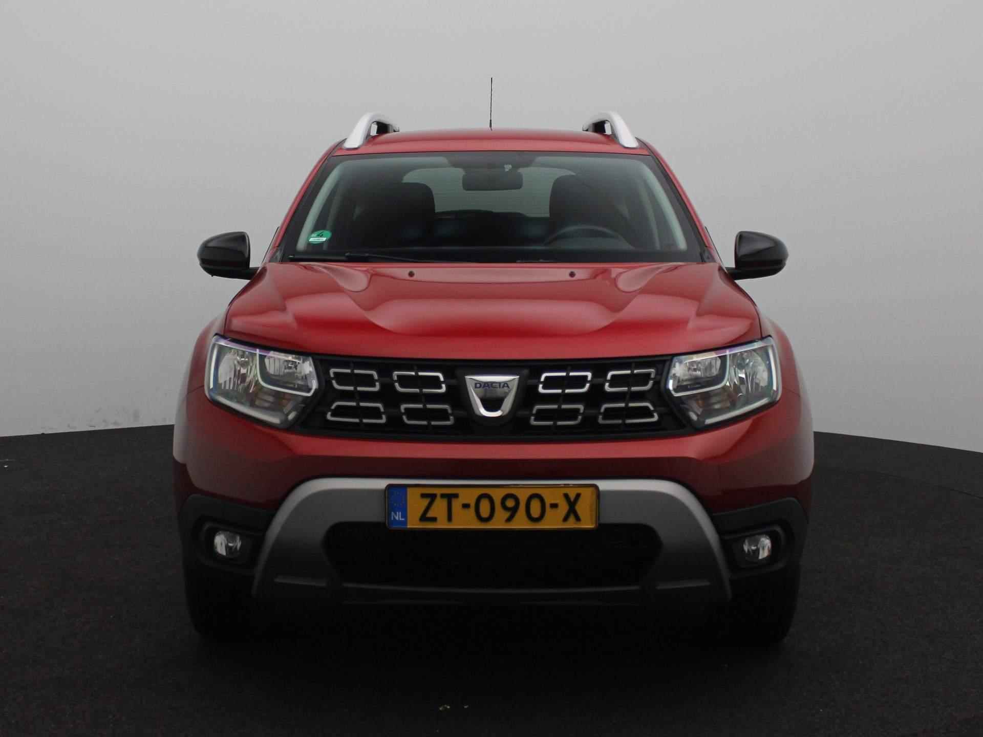 Dacia Duster TCe 130 Tech Road | Climate Control | Parkeersensoren en achteruitrijcamera | Navigatie | Lichtmetalen velgen | Reservewiel (Max. 80 km/u) | Metaalkleur | - 3/27