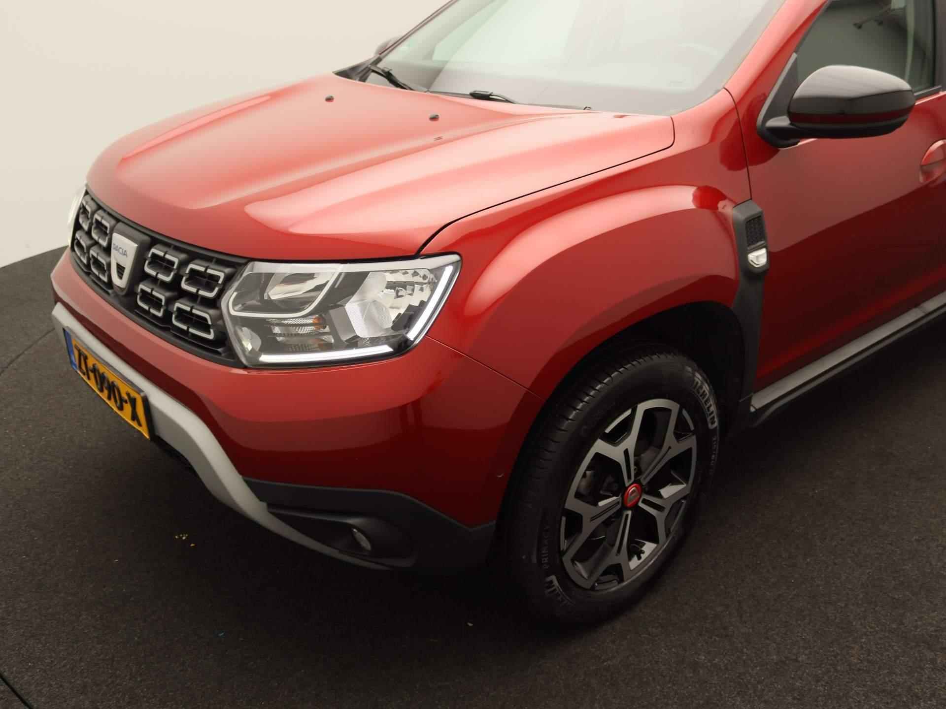 Dacia Duster TCe 130 Tech Road | Climate Control | Parkeersensoren en achteruitrijcamera | Navigatie | Lichtmetalen velgen | Reservewiel (Max. 80 km/u) | Metaalkleur | - 14/27