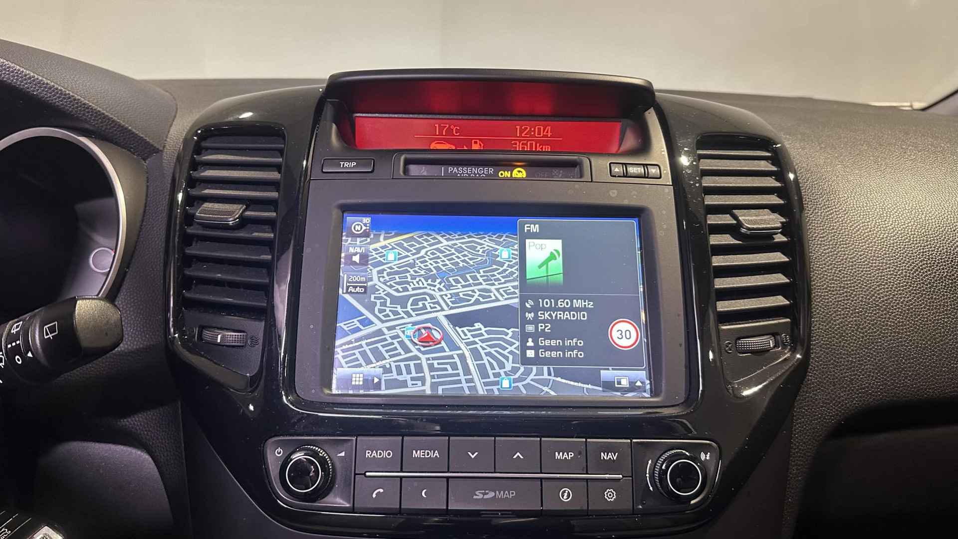 Kia Venga 1.4 CVVT Summer Edition  | Panoramadak | Navigatie | Climate Control | Camera | Cruise Control - 8/26