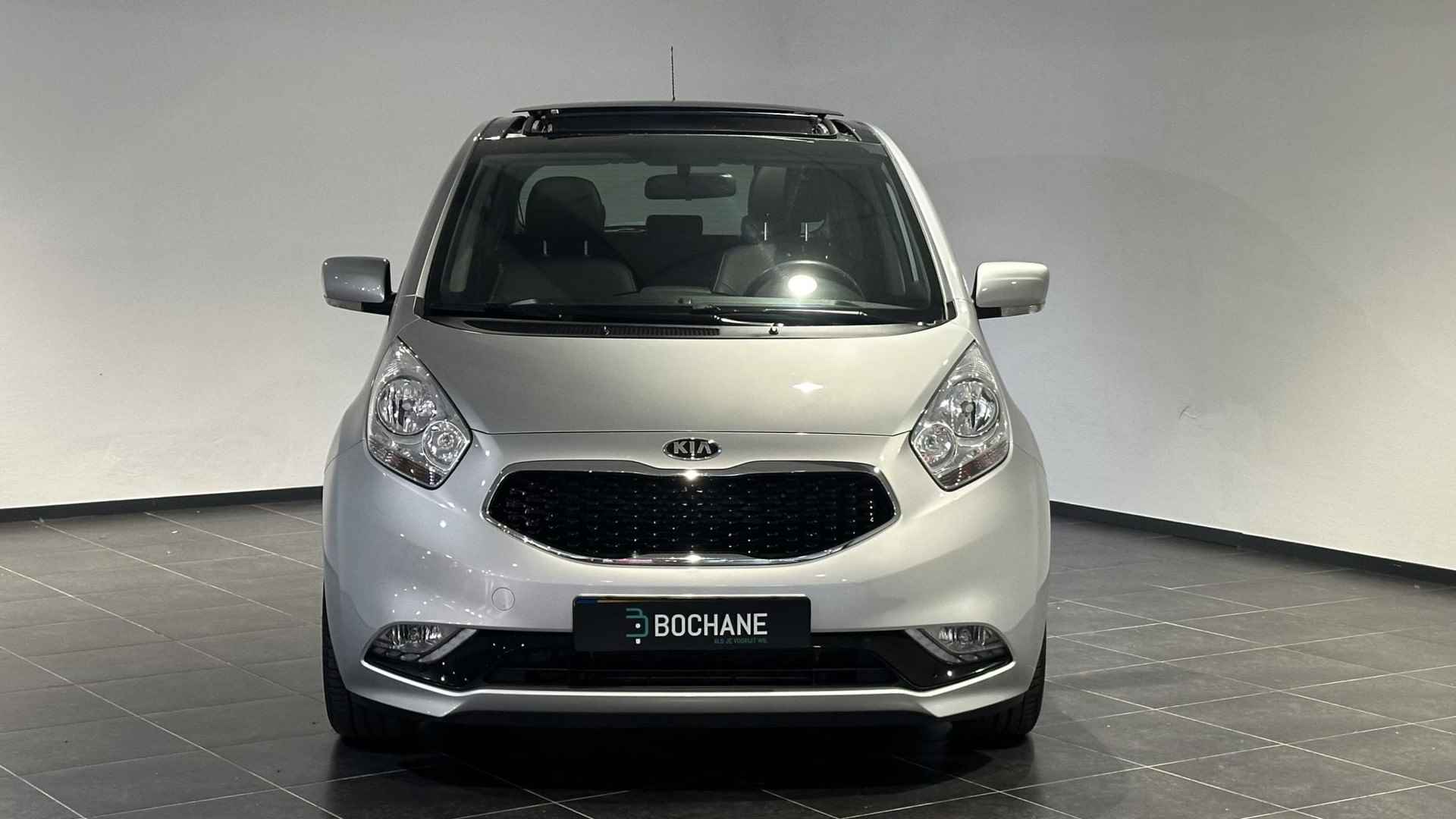 Kia Venga 1.4 CVVT Summer Edition  | Panoramadak | Navigatie | Climate Control | Camera | Cruise Control - 13/26