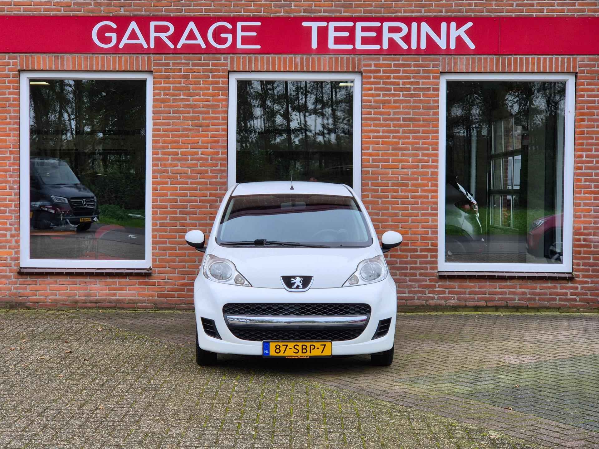 Peugeot 107 1.0-12V XS 68PK 5drs AUTOMAAT airco, elektr.ramen, centr.vergr, radio/cd RIJKLAAR - 17/17