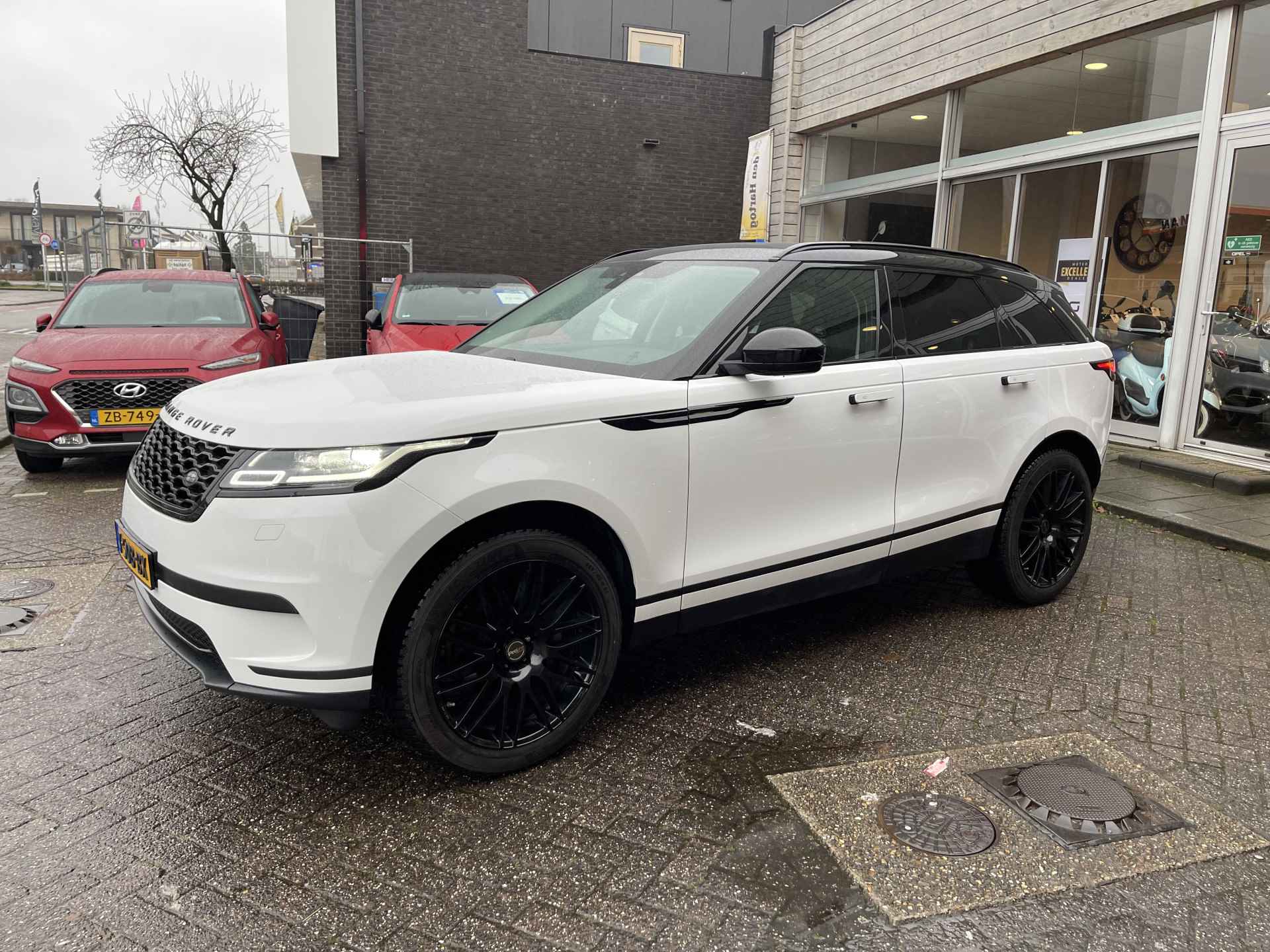 Land Rover Range Rover Velar 2.0 I4 Turbo AWD Electr trekhaak/Led/21+20 inch velgenset/camera. - 3/56