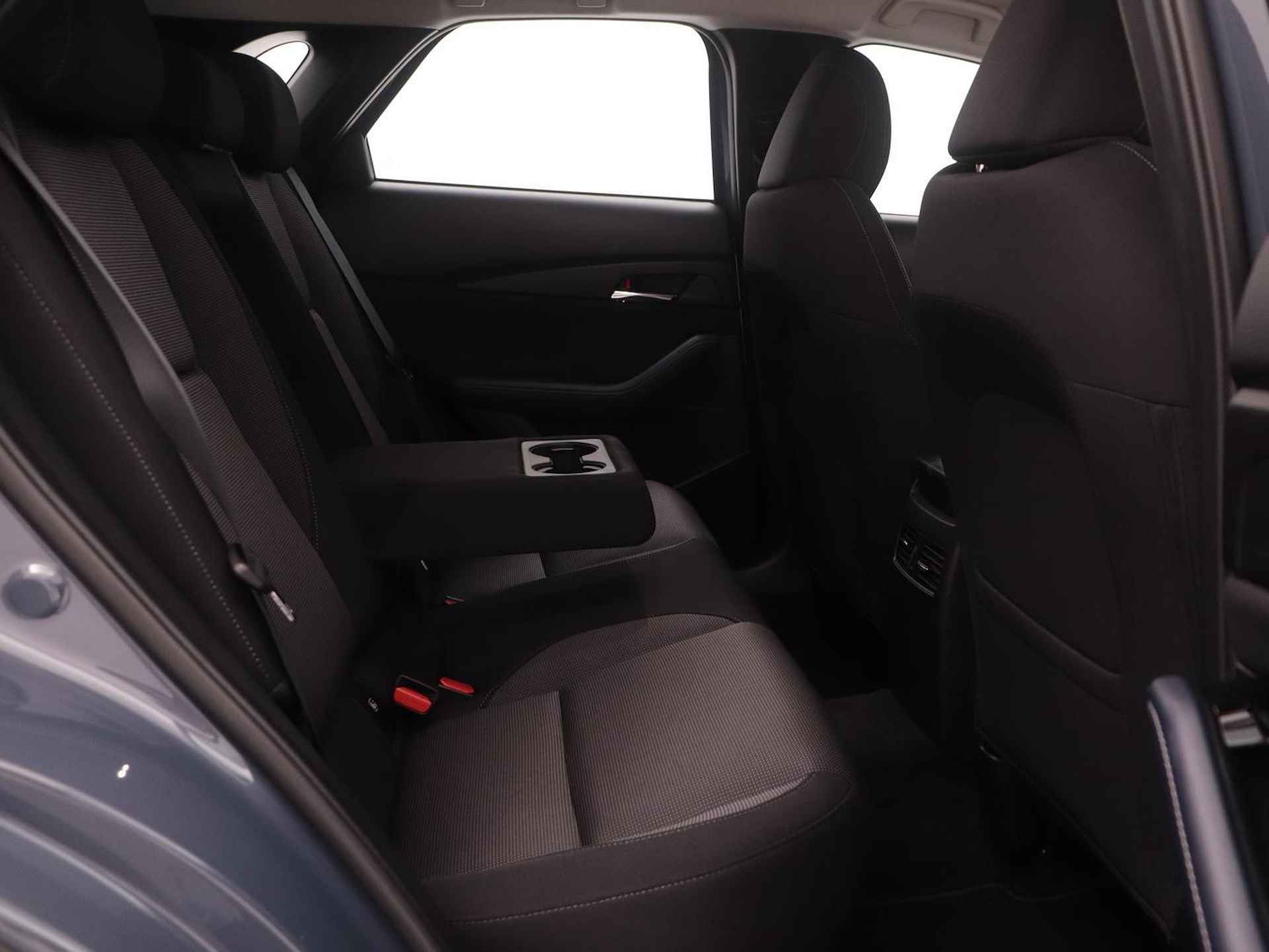 Mazda CX-30 2.0 SkyActiv-X Comfort 186pk | Rijklaarprijs! | 360 graden camera | Navigatie | Stoel- en stuurverwarming | Inclusief 36 maanden garantie!| - 15/40