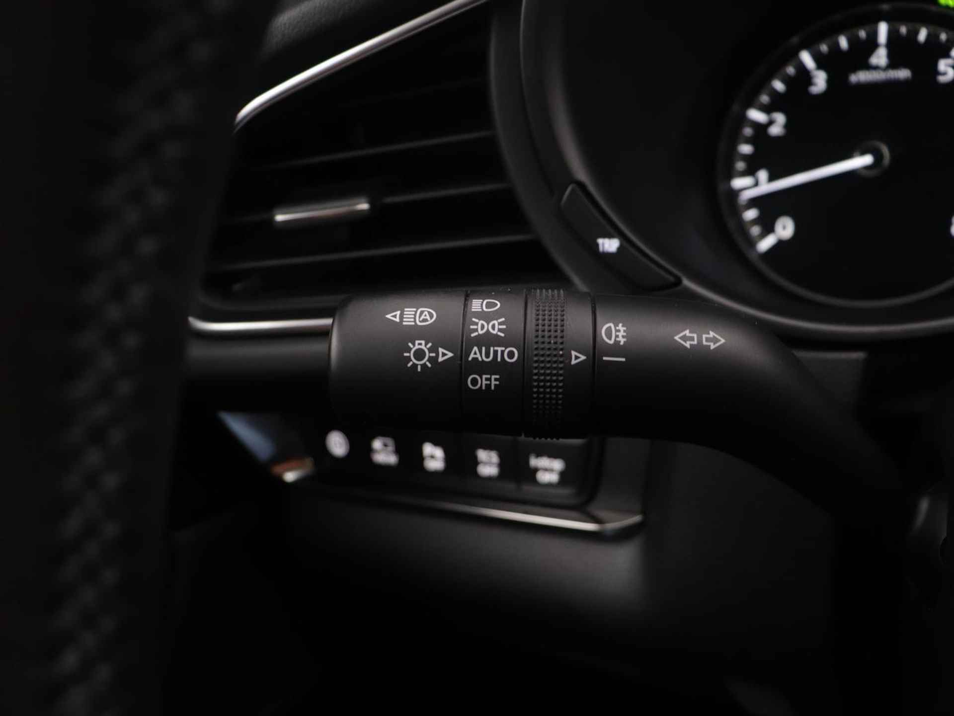 Mazda CX-30 2.0 SkyActiv-X Comfort 186pk | Rijklaarprijs! | 360 graden camera | Navigatie | Stoel- en stuurverwarming | Inclusief 36 maanden garantie!| - 21/40