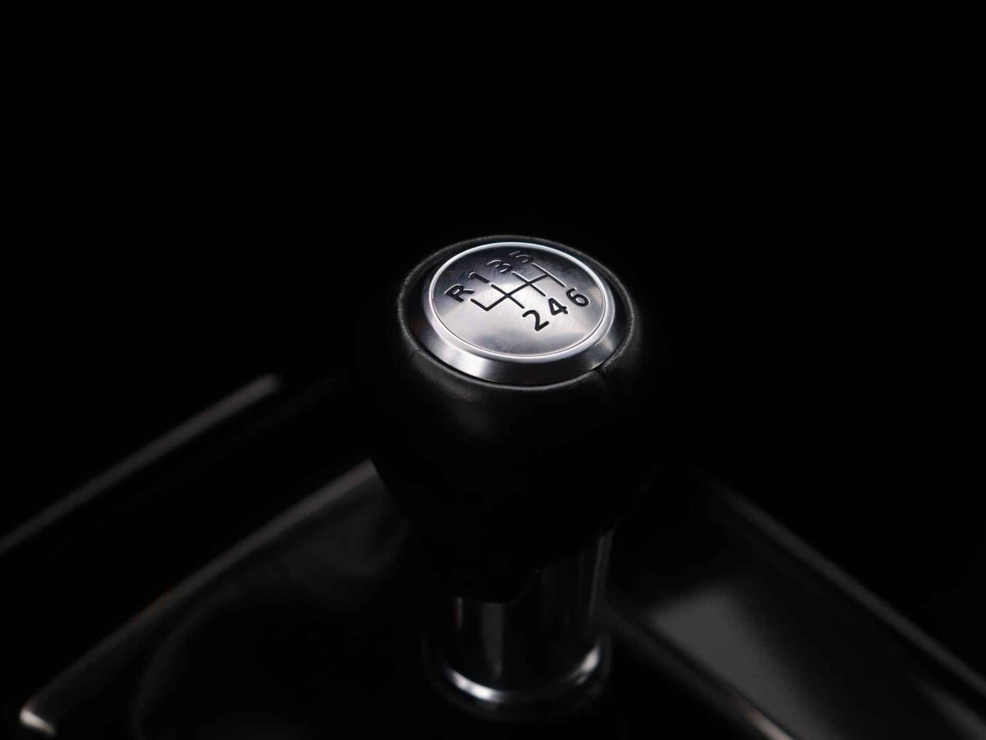 Mazda CX-30 2.0 SkyActiv-X Comfort 186pk | Rijklaarprijs! | 360 graden camera | Navigatie | Stoel- en stuurverwarming | Inclusief 36 maanden garantie!| - 30/40