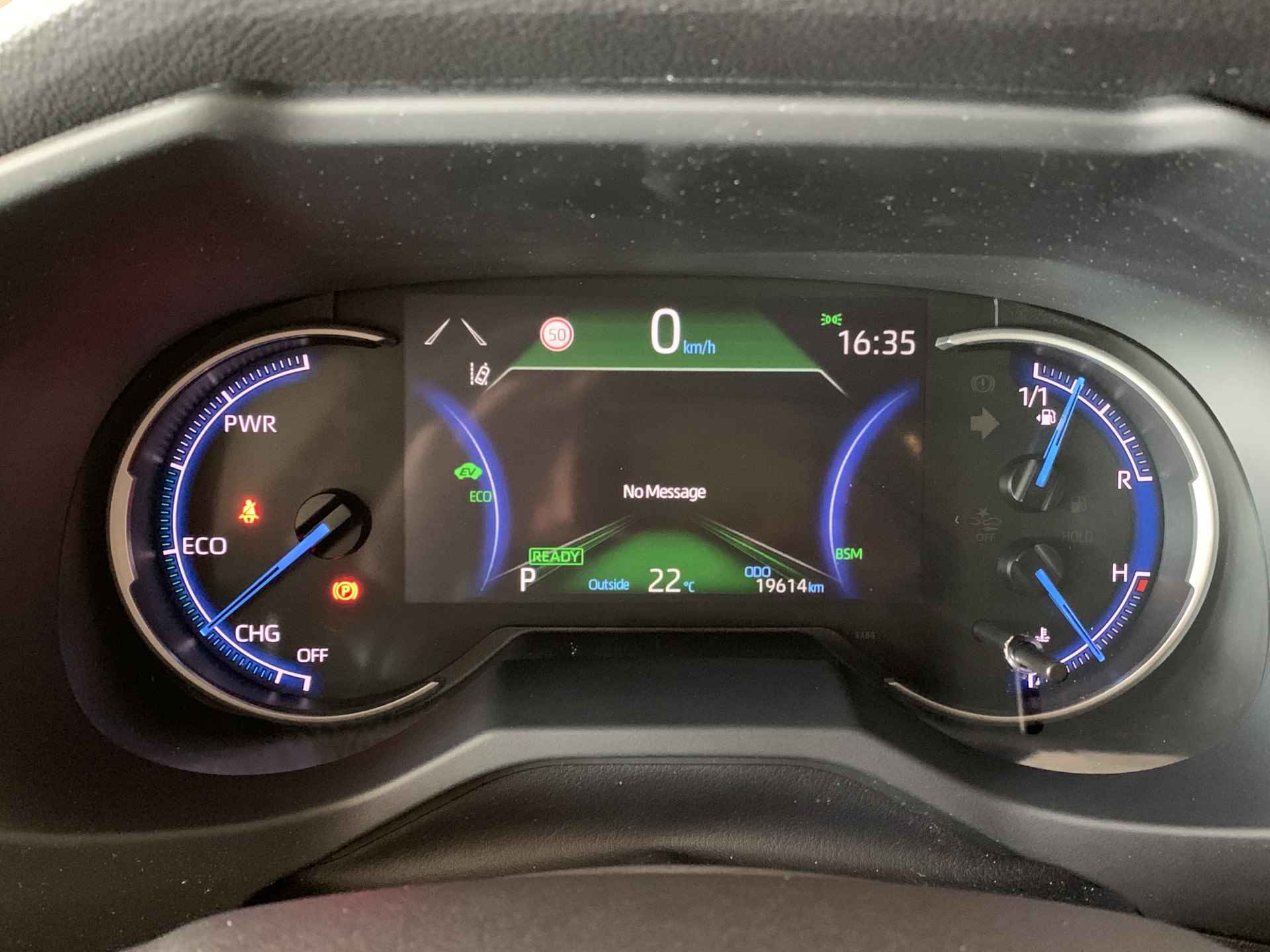 Toyota RAV4 2.5 Hybrid Style - 28/47