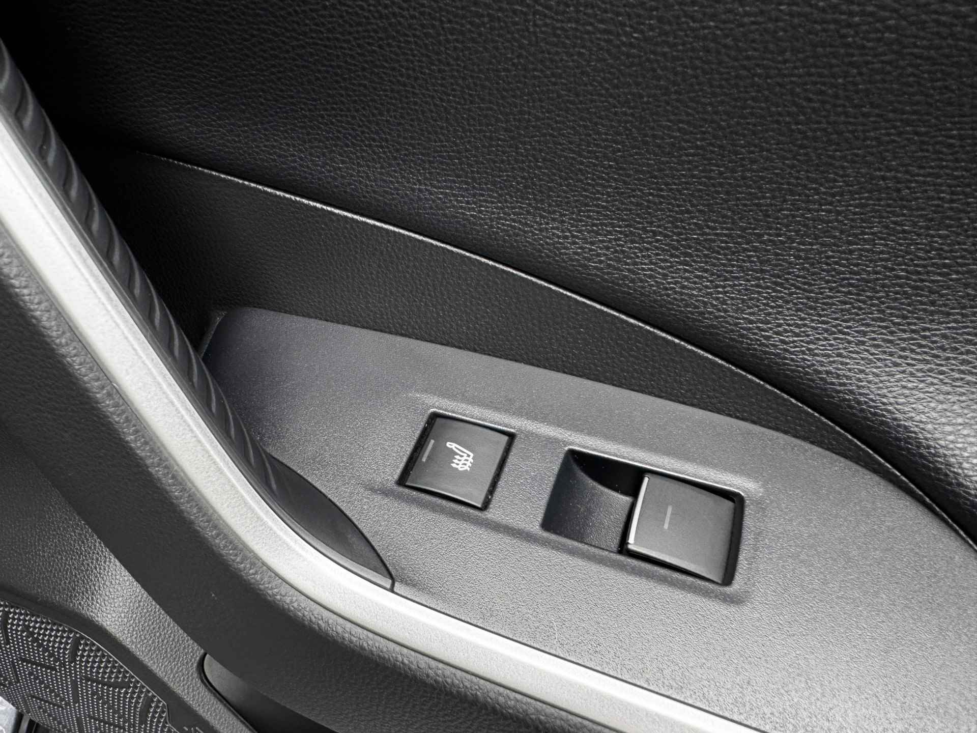 Toyota RAV4 2.5 Plug-in Hybrid AWD Dynamic | Trekhaak Afnb. | Stoel & Stuur verw. | Prijs Rijklaar!! - 17/36