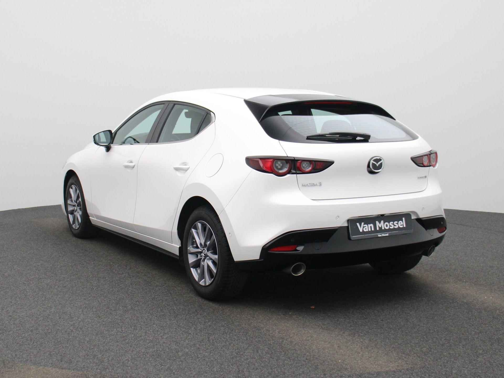 Mazda 3 2.0 e-SkyActiv-X M Hybrid 186 Comfort | Camera | Navigatie | Stoelverwarming + Stuurverwarming | Head Up Display | - 2/39