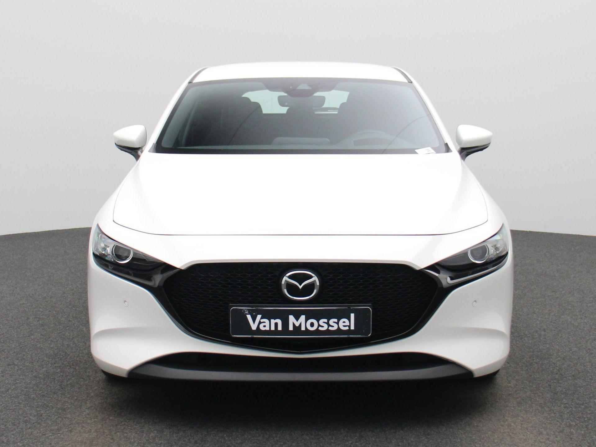 Mazda 3 2.0 e-SkyActiv-X M Hybrid 186 Comfort | Camera | Navigatie | Stoelverwarming + Stuurverwarming | Head Up Display | - 3/39