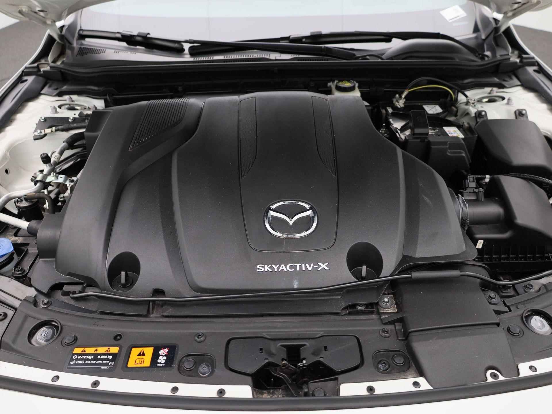 Mazda 3 2.0 e-SkyActiv-X M Hybrid 186 Comfort | Camera | Navigatie | Stoelverwarming + Stuurverwarming | Head Up Display | - 36/39