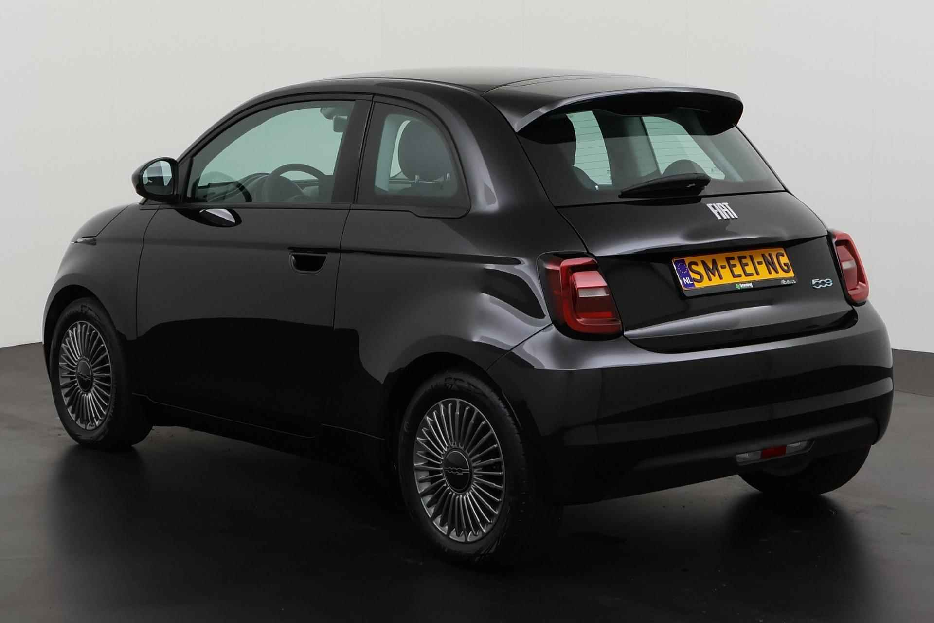 Fiat 500 Icon 42 kWh Limousine | 15.695,- na subsidie | Apple/Android Carplay | Virtual cockpit | Navigatie | Zondag Open! - 6/37