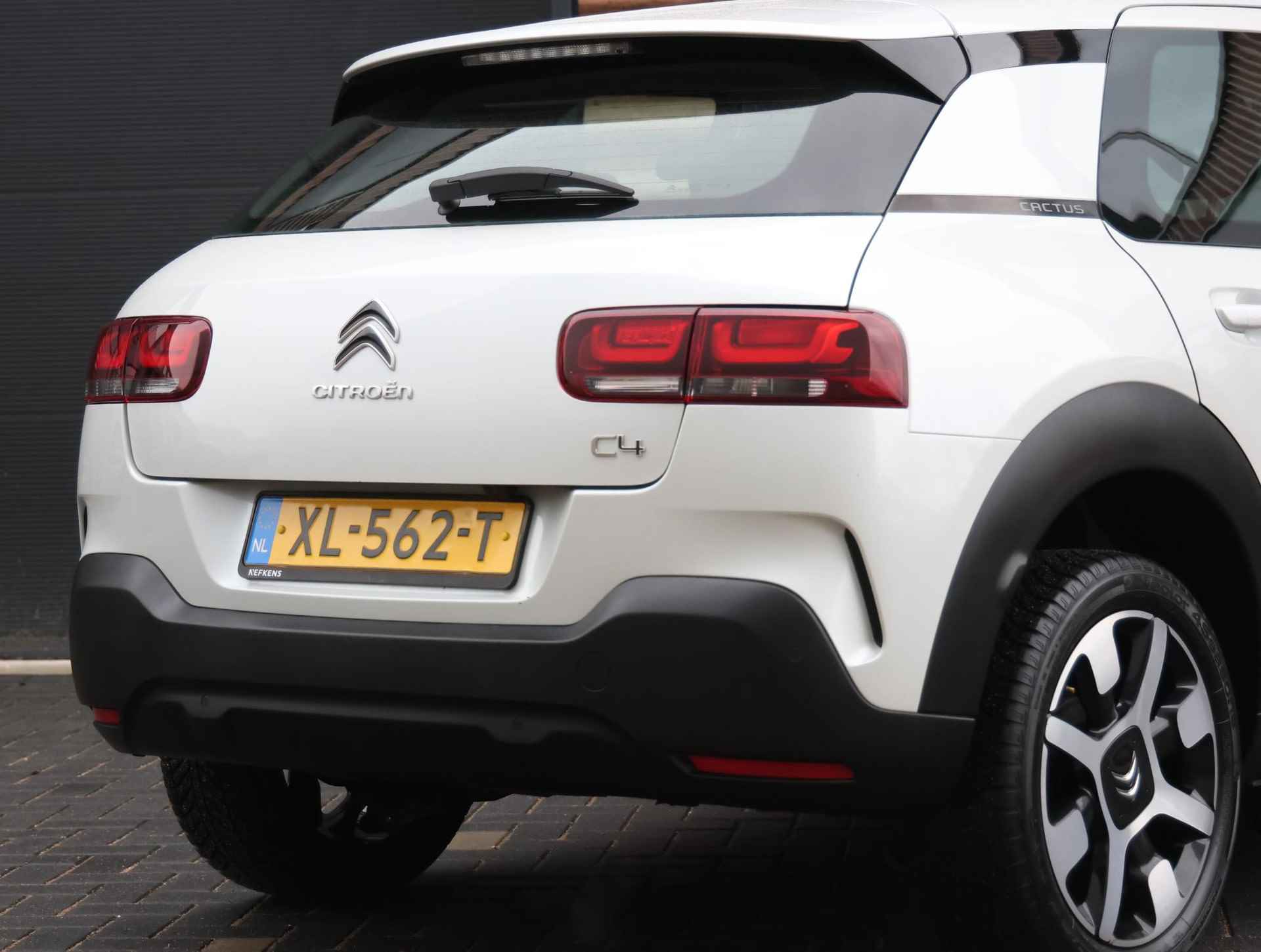 Citroen C4 Cactus 1.2 110PK Feel | Camera | Navigatie | CruiseControl | AppleCarPlay/AndroidAuto | LMV | - 39/41