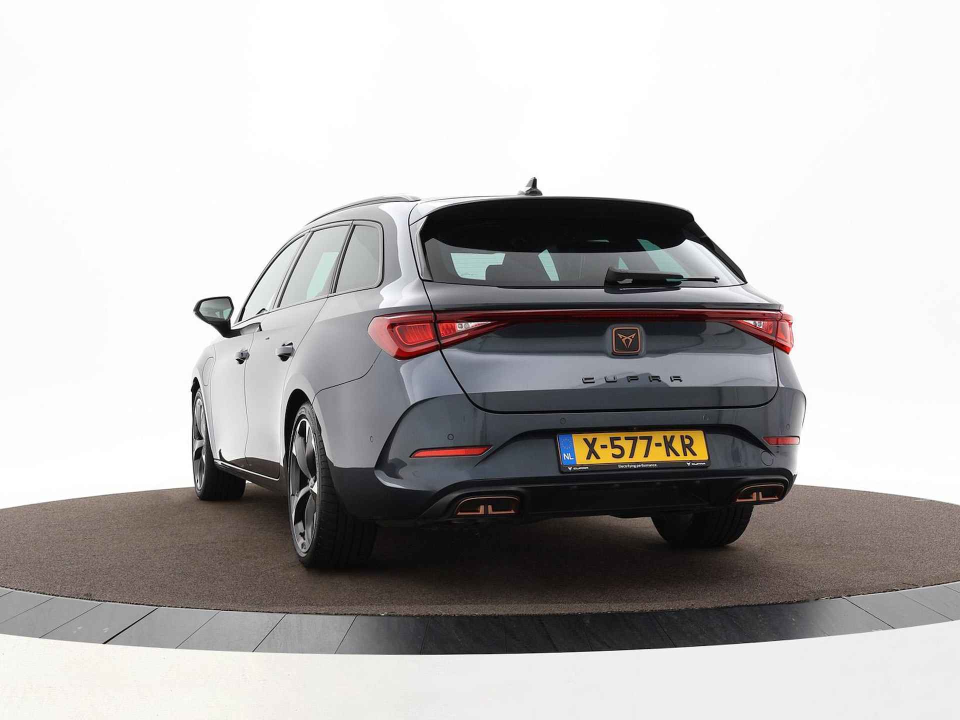 CUPRA Leon Sportstourer 1.4 204pk DSG Plugin Hybrid Business | Achteruitrijcamera | Alarm | Apple Carplay | Navi |18'' Inch | Garantie t/m 19-12-2027 of 100.000km - 38/45