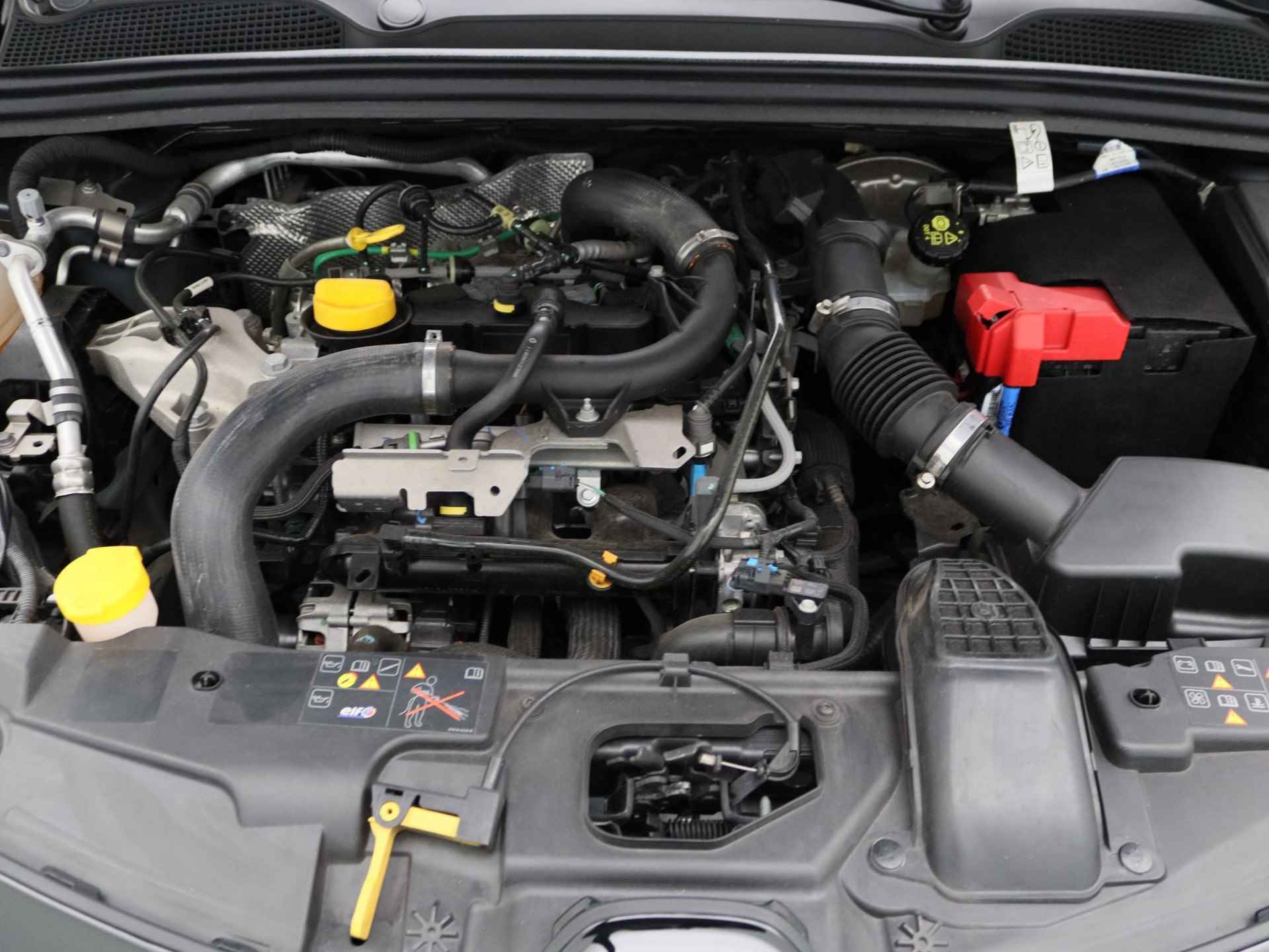 Renault Clio 1.0 TCe 100Pk Intens | 9'3" Navigatie| Bose Geluidsysteem | Apple & Android Carplay | Parkeersensoren & Camera | Climate Control | Automatische Verlichting & Regensensoren | 17" Lichtmetalen Velgen |ntrol| Parkeersensoren Rondom| Achteruitrij Camera| - 31/33