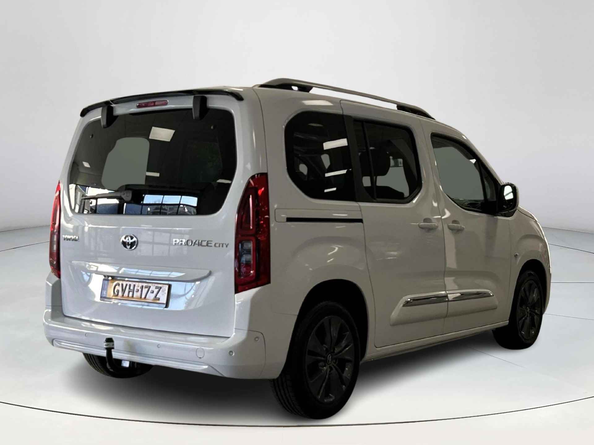 Toyota PROACE CITY Verso 1.2 Turbo Professional - 6/29