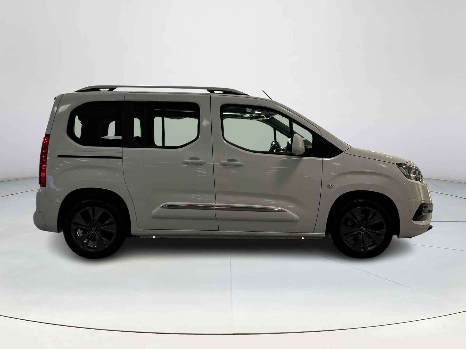 Toyota PROACE CITY Verso 1.2 Turbo Professional - 7/29