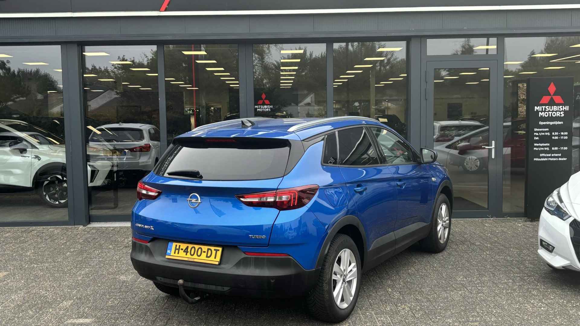 Opel Grandland X 1.2 Turbo 130 Business + | Navigatie | Climate Control | Trekhaak | Camera Achter | PDC | - 3/24