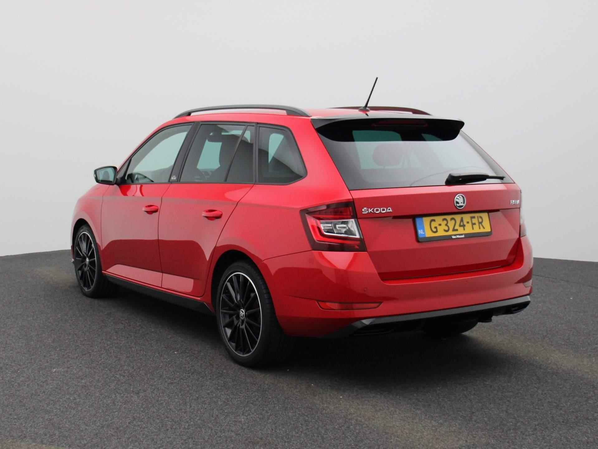 Skoda Fabia Combi 1.0 TSI Monte Carlo | STOELVERWARMING | CRUISE CONTROL | PARKEERSENSOREN | APPLE CARPLAY | - 2/44