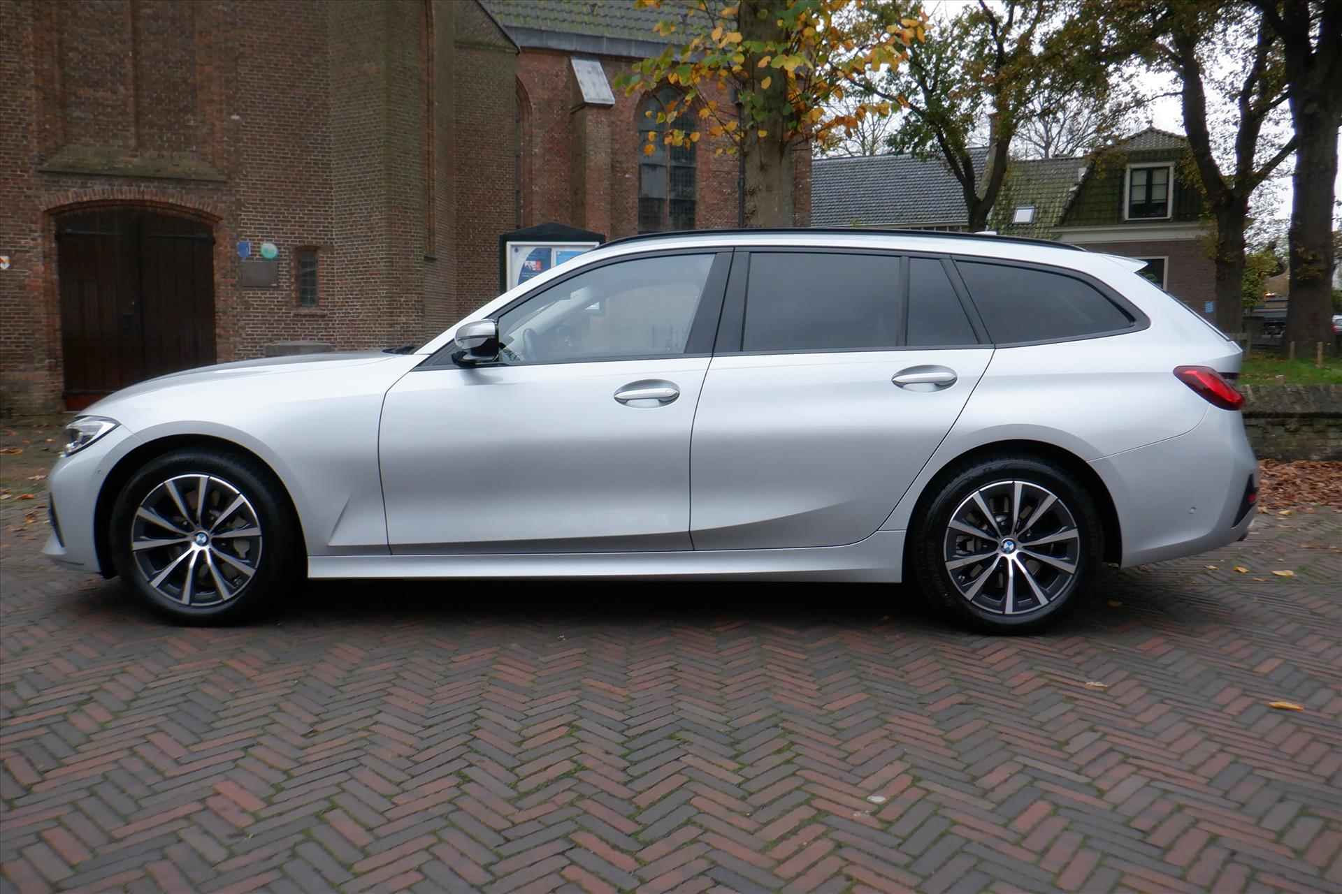 BMW 3-Serie Touring (g21) 330i 258pk Aut Introduction -EERSTE EIGENAAR - 2/27