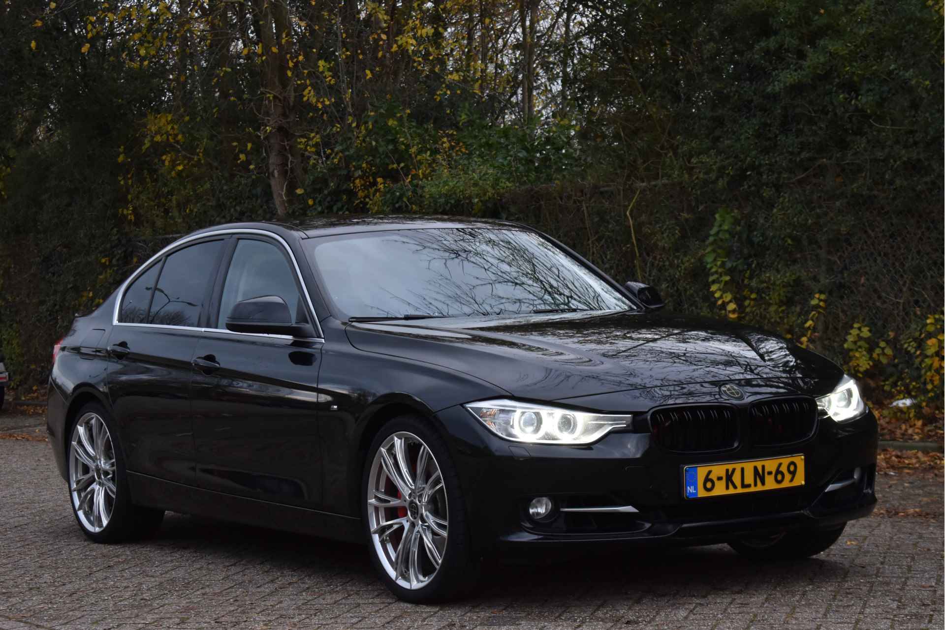 BMW 3-serie 335i High Executive M-Sport | NL-Auto | Elekt.haak | Headup | Keyless | Leder | Mem.stoelen | Nav | LED | Z+W banden - 6/72