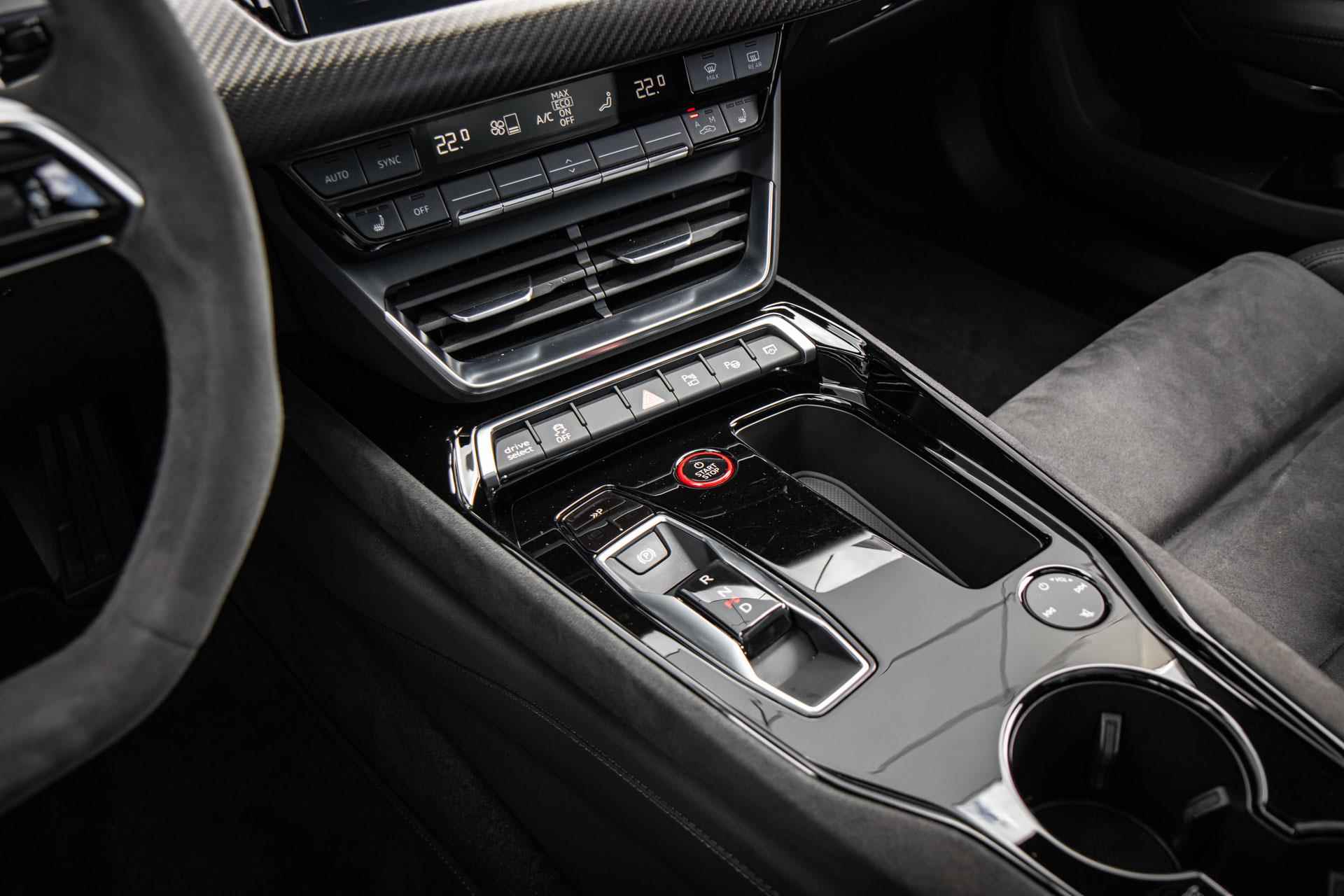 Audi e-tron GT 476pk | Head-up Display | Luchtvering | B&O | Vierwielbesturing | Sportstoelen plus | Panoramadak - 29/50
