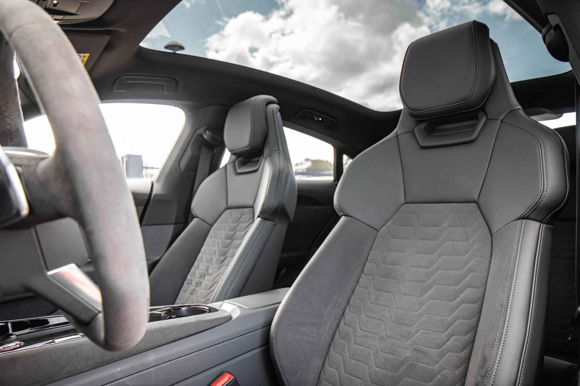 Audi e-tron GT 476pk | Head-up Display | Luchtvering | B&O | Vierwielbesturing | Sportstoelen plus | Panoramadak - 48/50