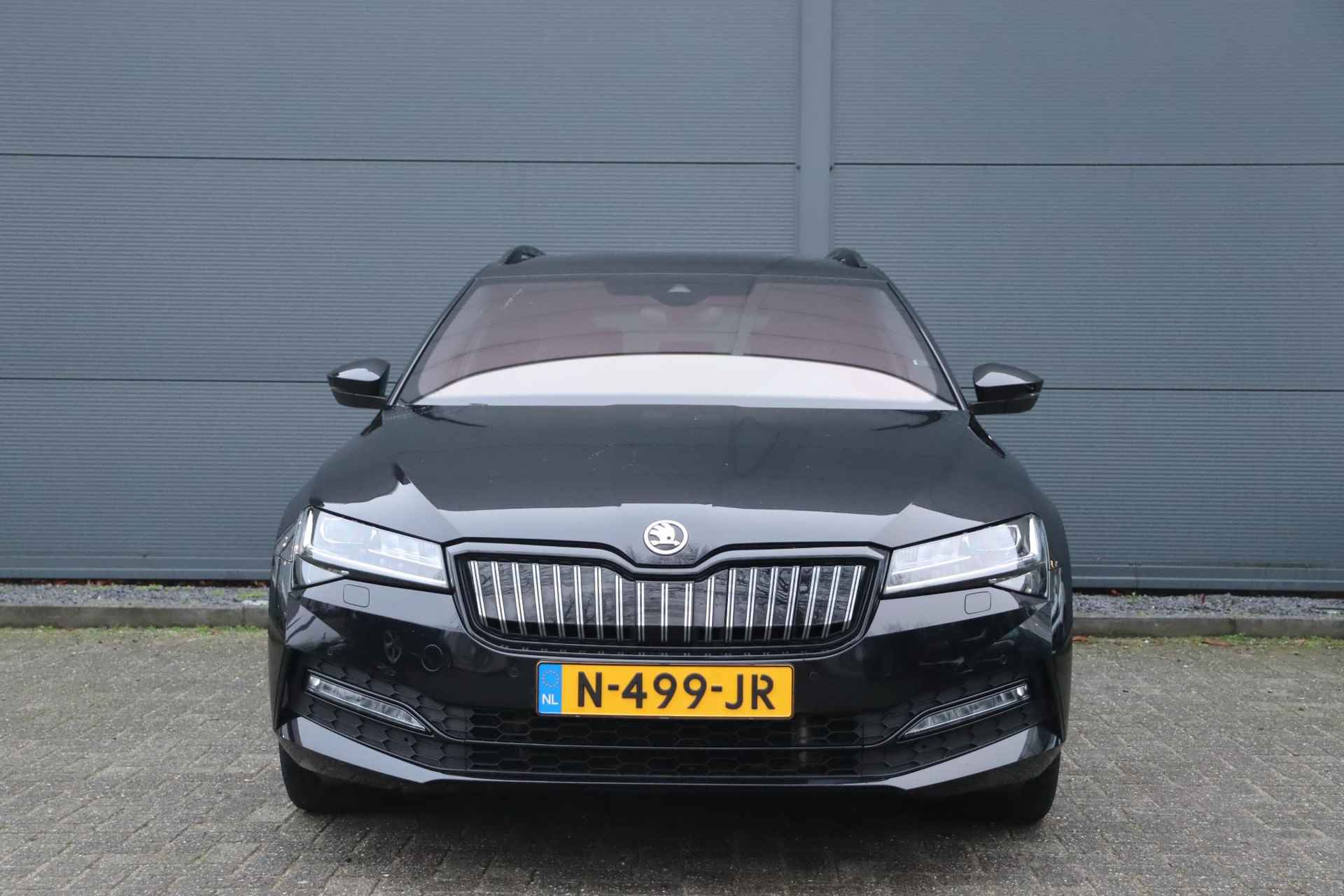 Skoda Superb Combi 1.4 TSI iV Sportline Business DSG / Virtual Cockpit / Camera / Trekhaak - 2/42