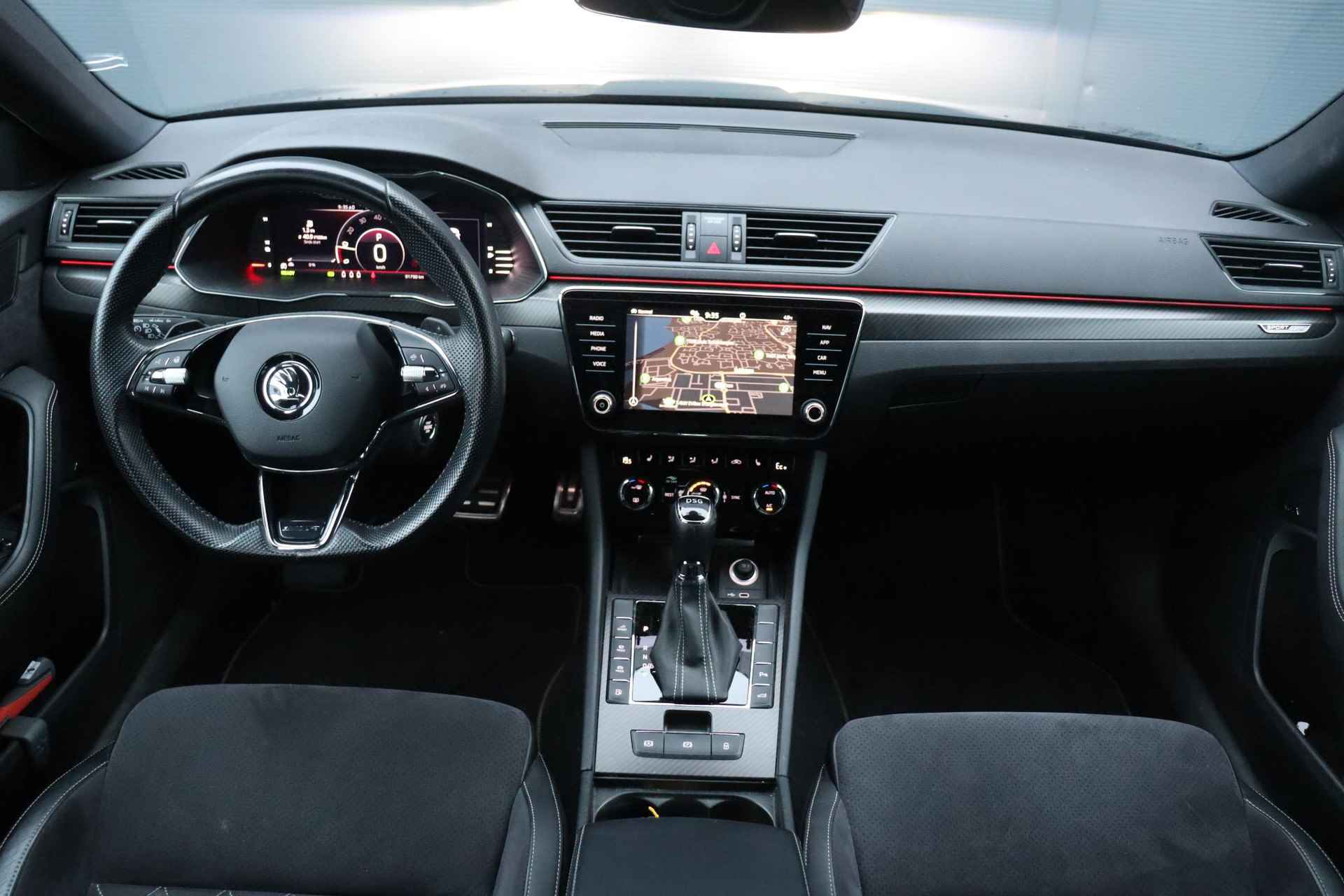 Skoda Superb Combi 1.4 TSI iV Sportline Business DSG / Virtual Cockpit / Camera / Trekhaak - 8/42