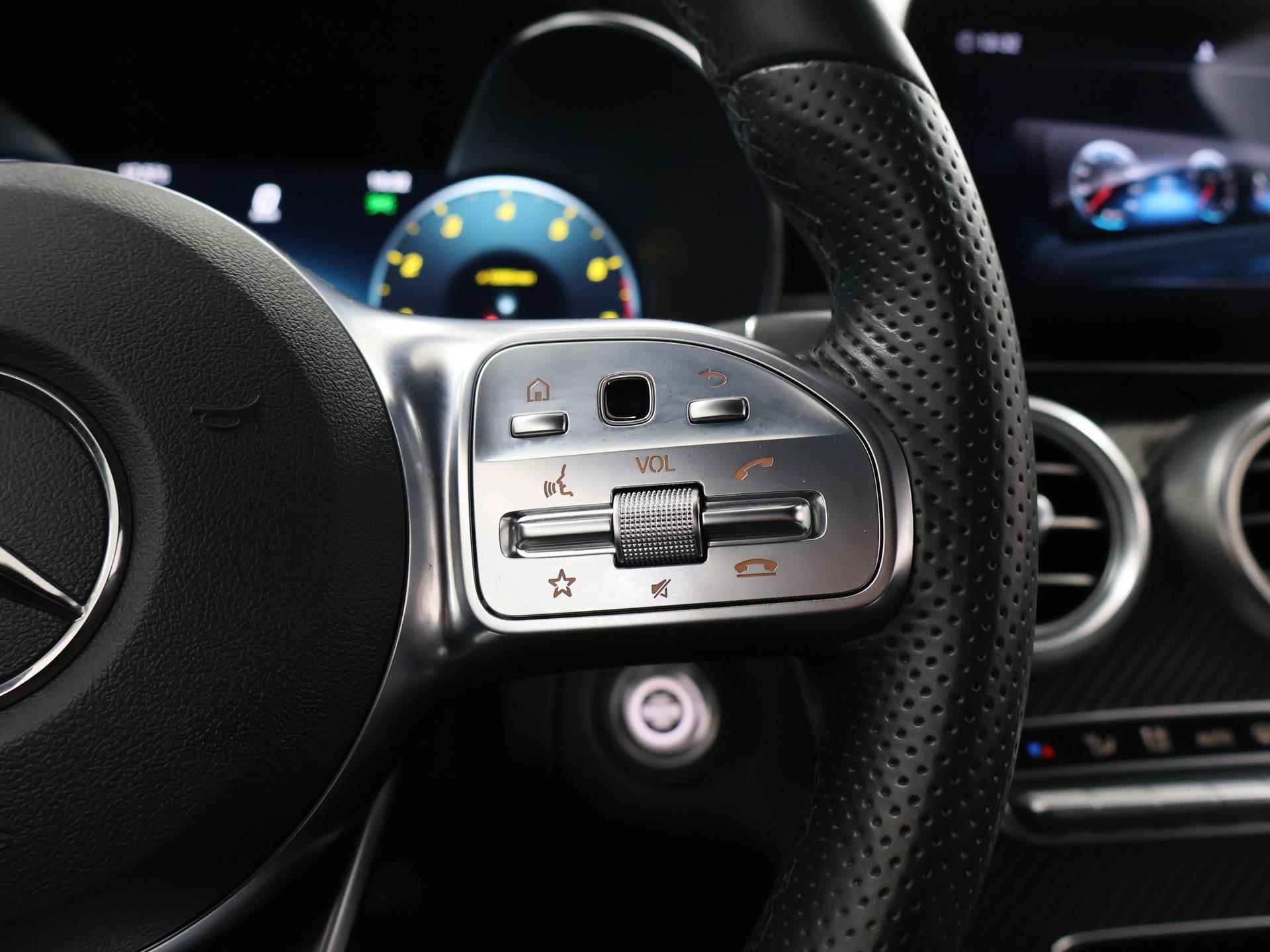 Mercedes-Benz C-klasse Coupé 200 Advantage AMG | Rij-assistentiepakket | Achteruitrijcamera | Digitaal dashboard | Led-koplampen | Comand navigatie | - 32/41