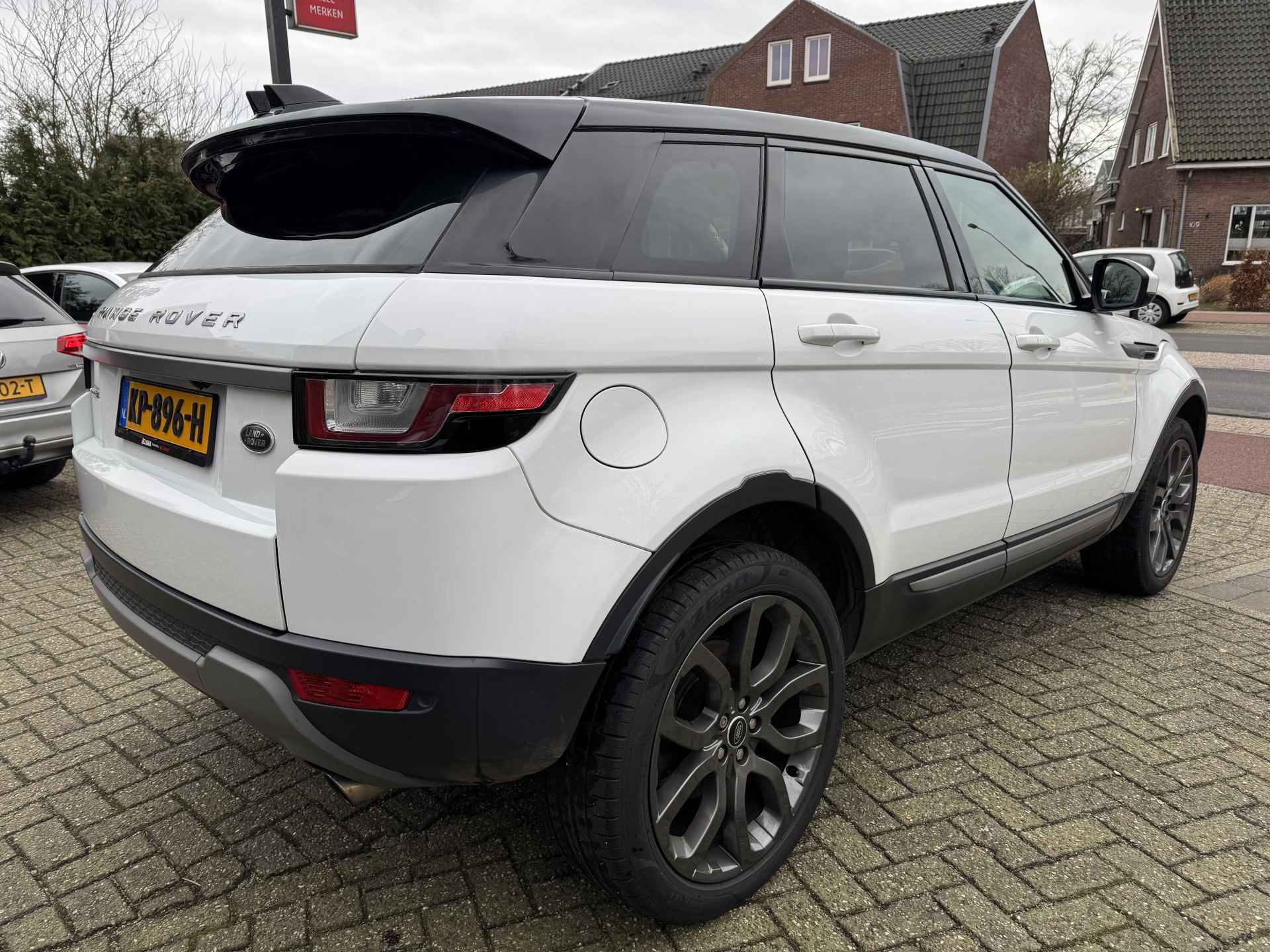 Land Rover Range Rover Evoque 2.0 Si4 Dynamic AWD Aut. Pano | Trekhaak | Camera - 7/36