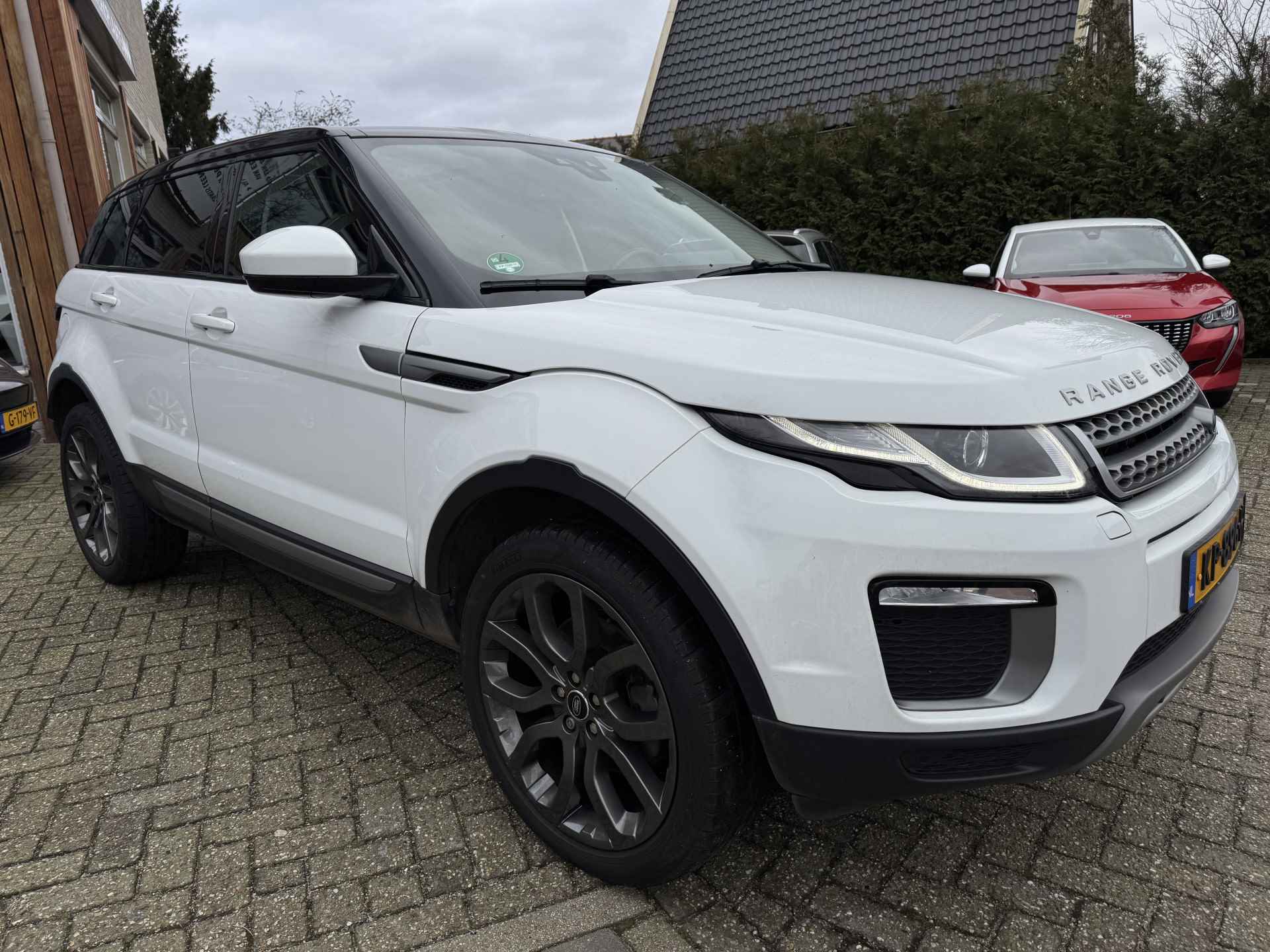 Land Rover Range Rover Evoque 2.0 Si4 Dynamic AWD Aut. Pano | Trekhaak | Camera - 28/36