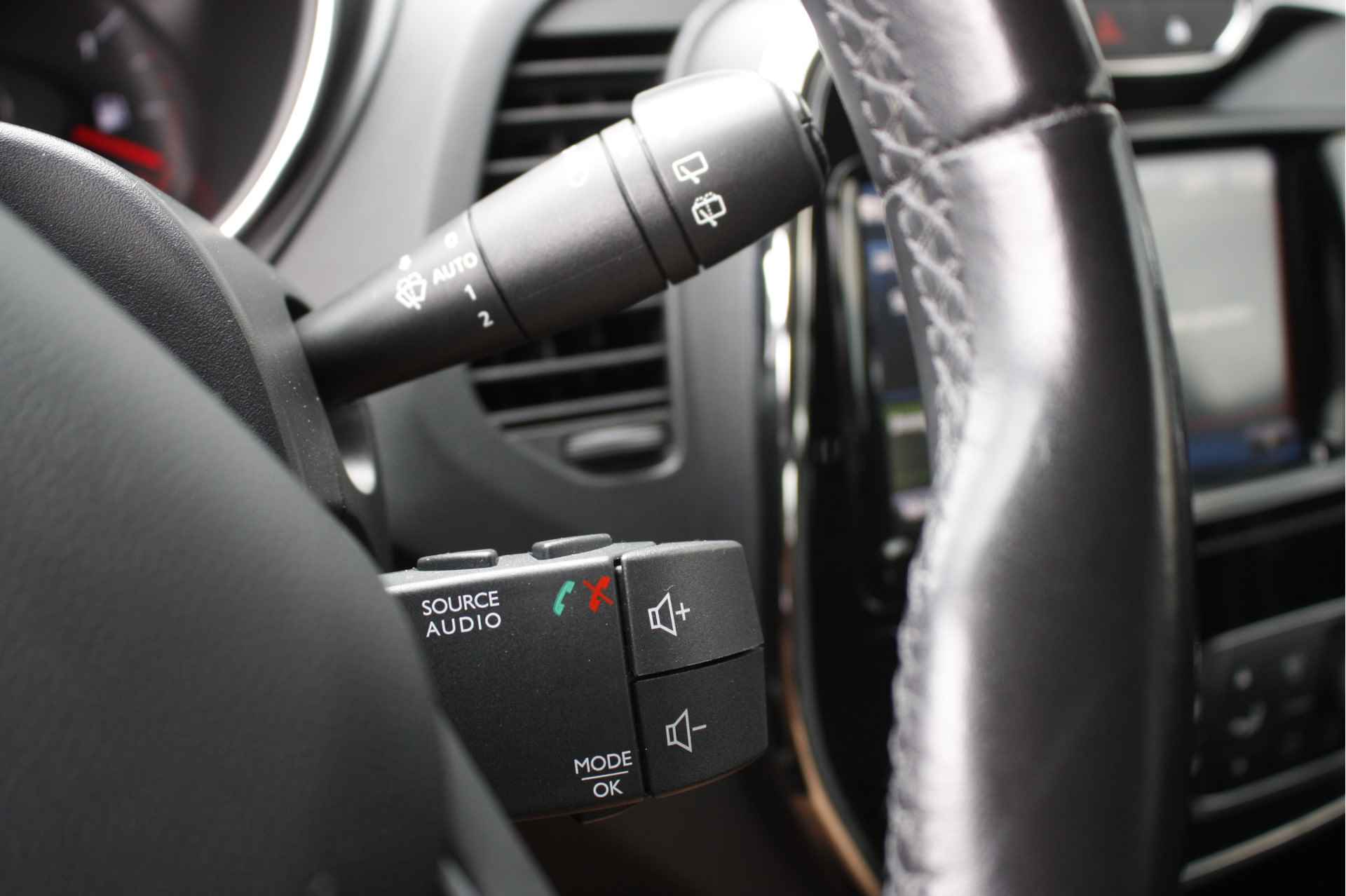 Renault Captur 1.2 TCe Xmod | Automaat | Leder | Stoelverwarming | Navigatie | Cruise control | - 35/46