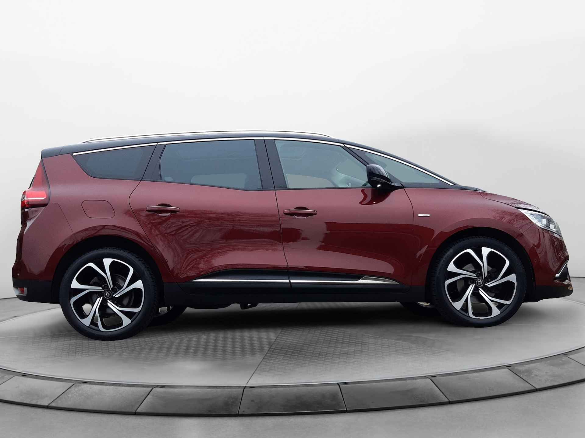 Renault Grand Scénic 1.3 TCe Bose (141 PK) 1e-Eig. Keurig-Onderh,12-Mnd-BOVAG, NL-Auto, Panoramadak, Half-Leer, Navigatie/Apple-Carplay/Android-Auto, Cruisecontrol, Keyless-Entry/Start, Achteruitrijcamera, Parkeersensoren-V+A, DAB, Premium-Audio, Licht-Zicht-Pakket, Lm-Velgen-20Inch, Privacy-Glas - 5/39