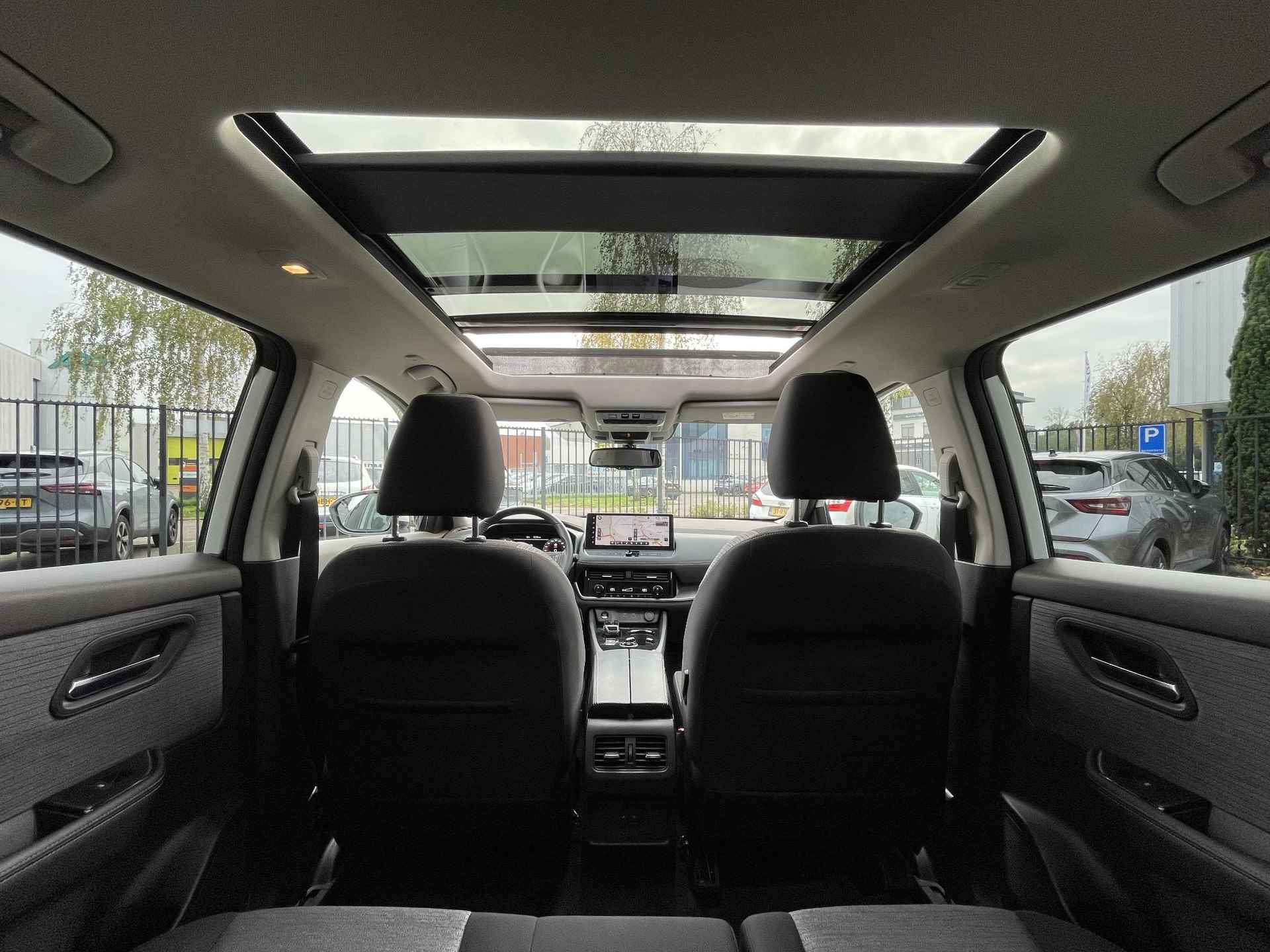 Nissan X-Trail 1.5 e-4orce N-Connecta 4WD 7p. Lounge Pack | Panoramadak | Adapt. Cruise Control | 360° Camera | Dodehoek | Apple Carplay/Android Auto | Rijklaarprijs! - 14/27