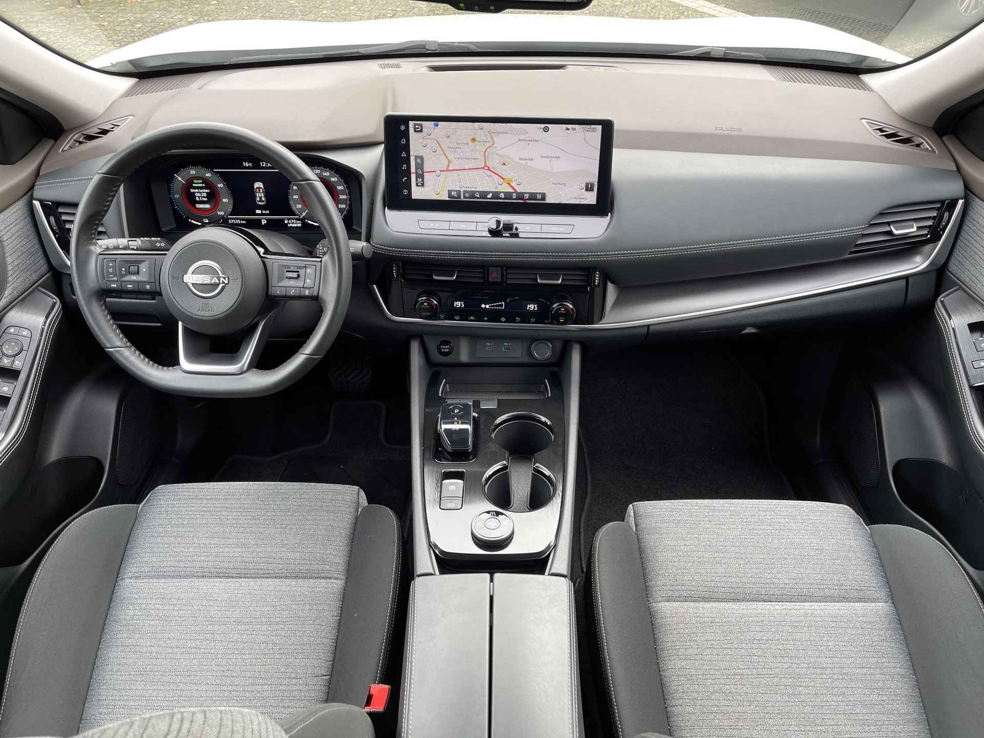 Nissan X-Trail 1.5 e-4orce N-Connecta 4WD 7p. Lounge Pack | Panoramadak | Adapt. Cruise Control | 360° Camera | Dodehoek | Apple Carplay/Android Auto | Rijklaarprijs! - 15/27