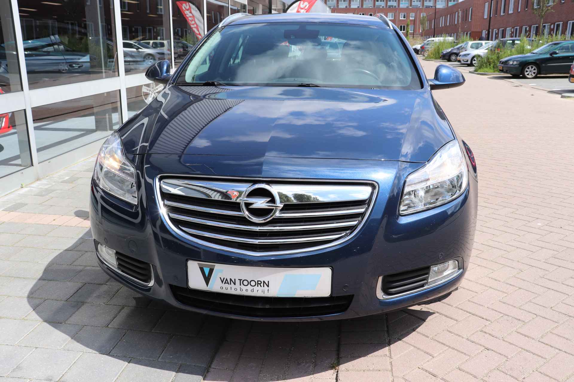 Opel Insignia Sports Tourer 1.4 Turbo EcoFLEX Business Edition. Trekhaak, navigatie. - 6/31