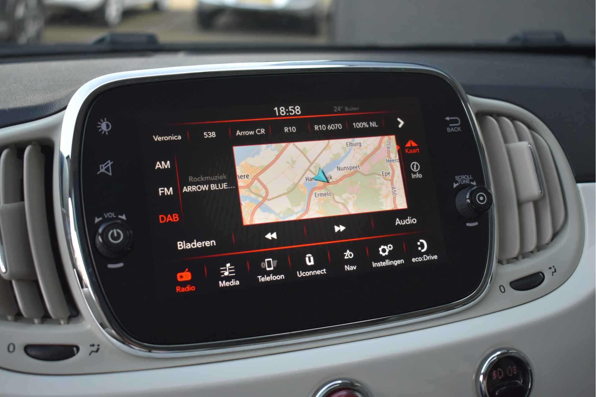 Fiat 500 1.2 Lounge | Navigatie | Airco | Cruise Control | Panorama dak | 15"LMV | Bluetooth Telefoonverbinding !! - 20/37