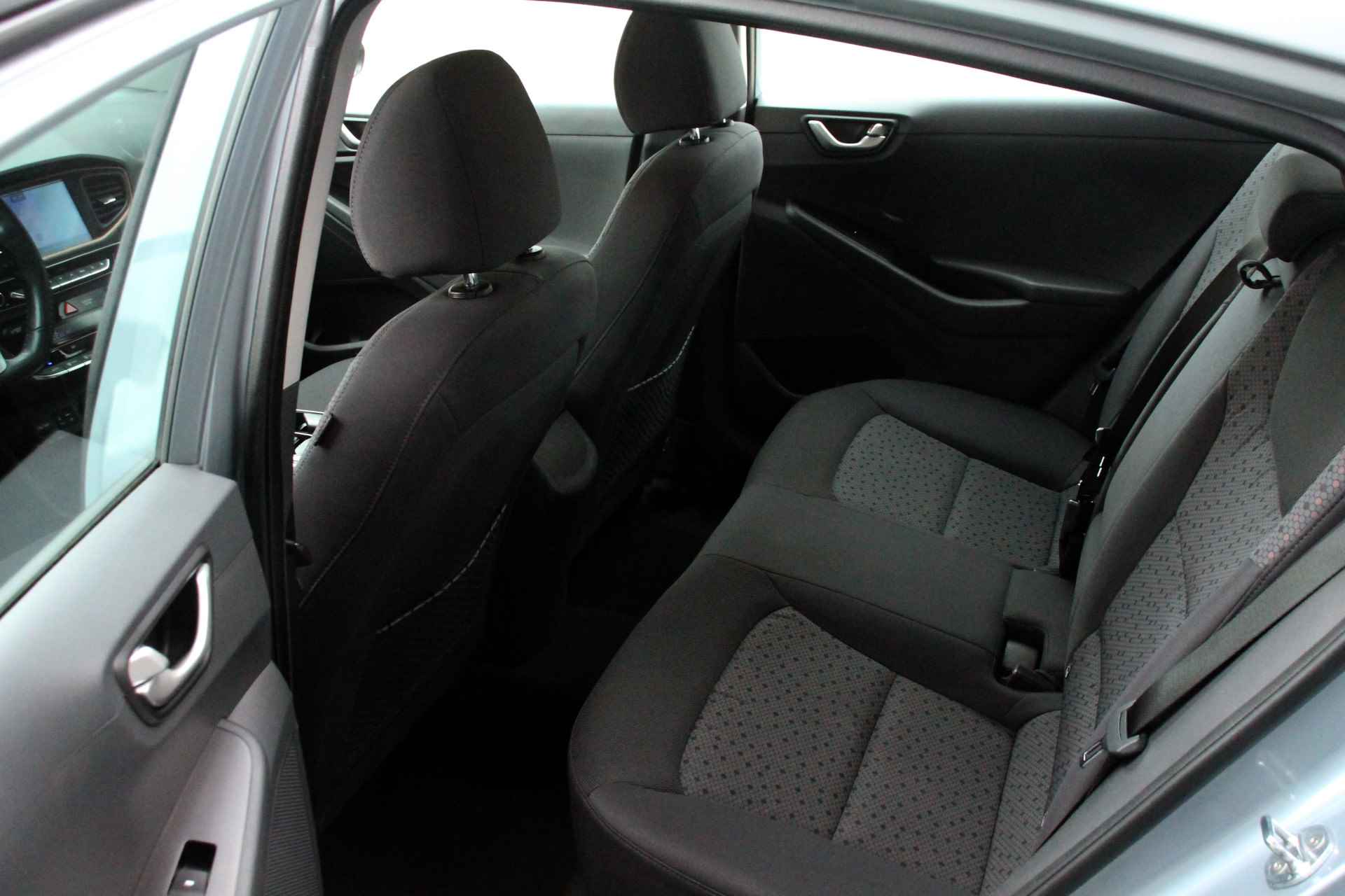 Hyundai IONIQ Comfort EV | Carplay | Clima | Subsidie mogelijk - 11/28