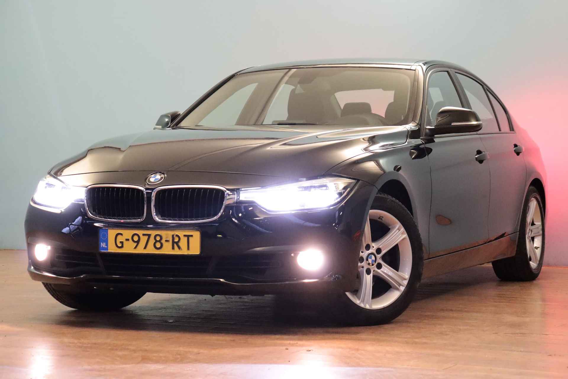 BMW 3-serie 320i Sedan | BLUETOOTH | CLIMA | PDC ACHTER | LIMITER | LMV | - 4/30