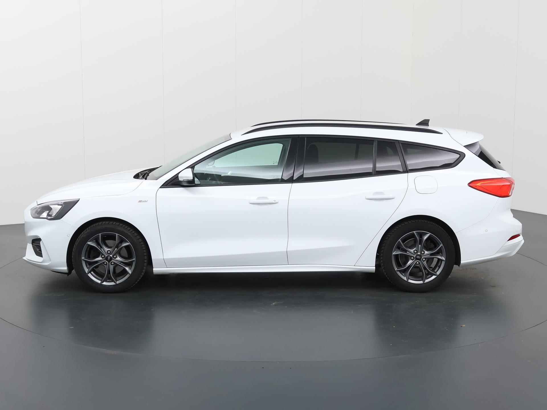 Ford Focus Wagon 1.0 EcoBoost ST Line Business | Navigatie | Climate Control | Winterpack | Cruise Control | Achteruitrijcamera | - 6/38