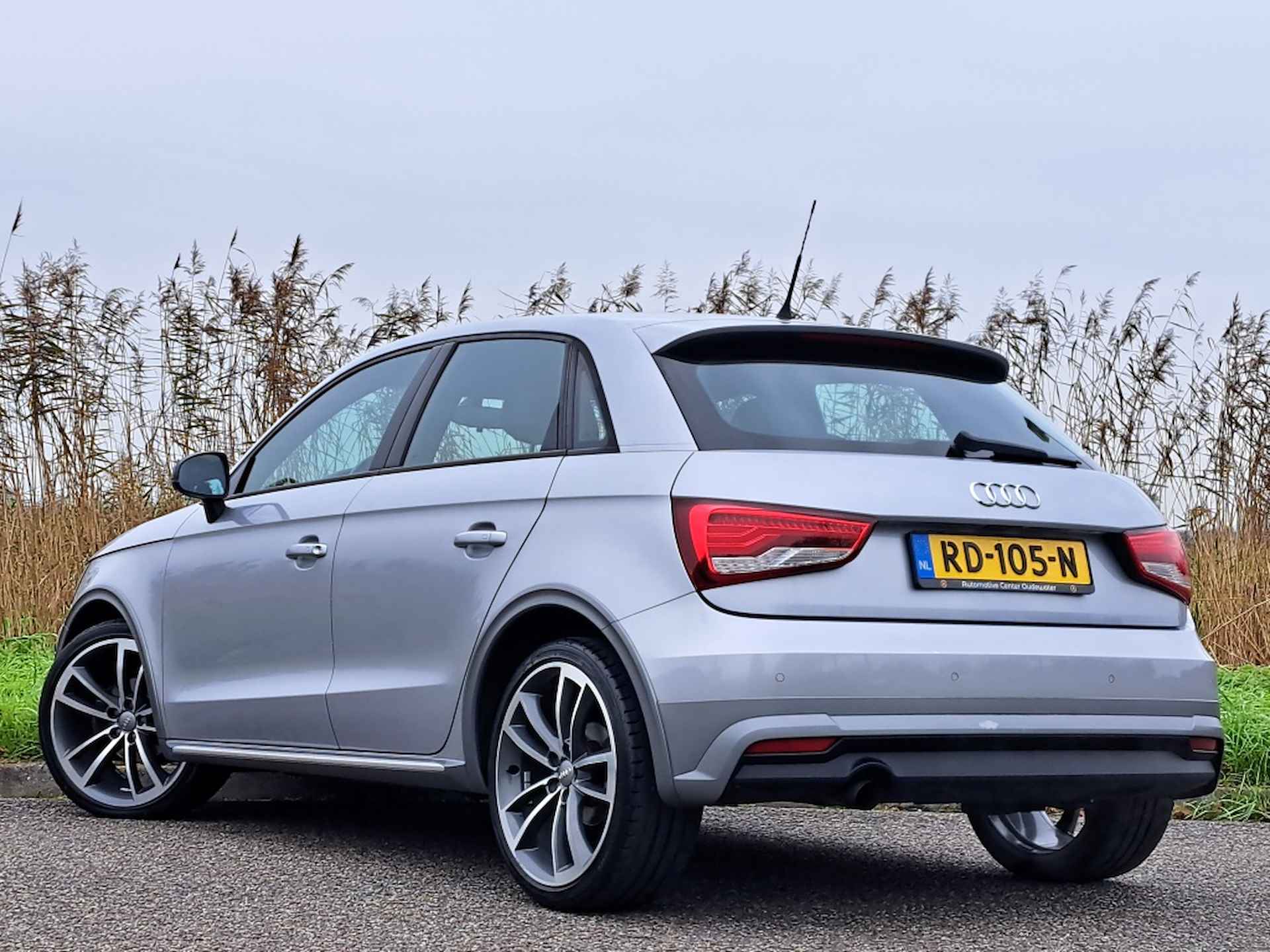 Audi A1 Sportback 1.0 TFSI Active | PANO | 123 PK | LMV | CRUISE | NAVI | PDC - 2/58