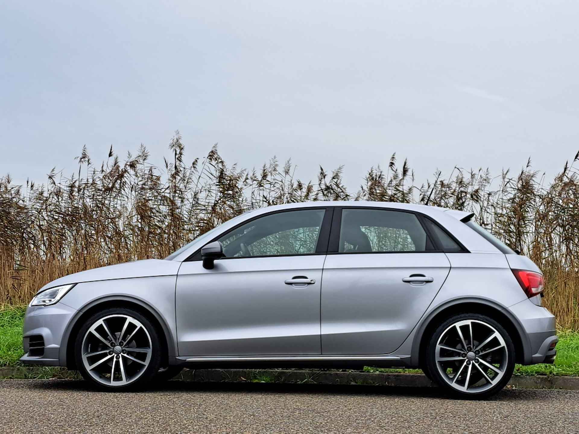 Audi A1 Sportback 1.0 TFSI Active | PANO | 123 PK | LMV | CRUISE | NAVI | PDC - 14/58